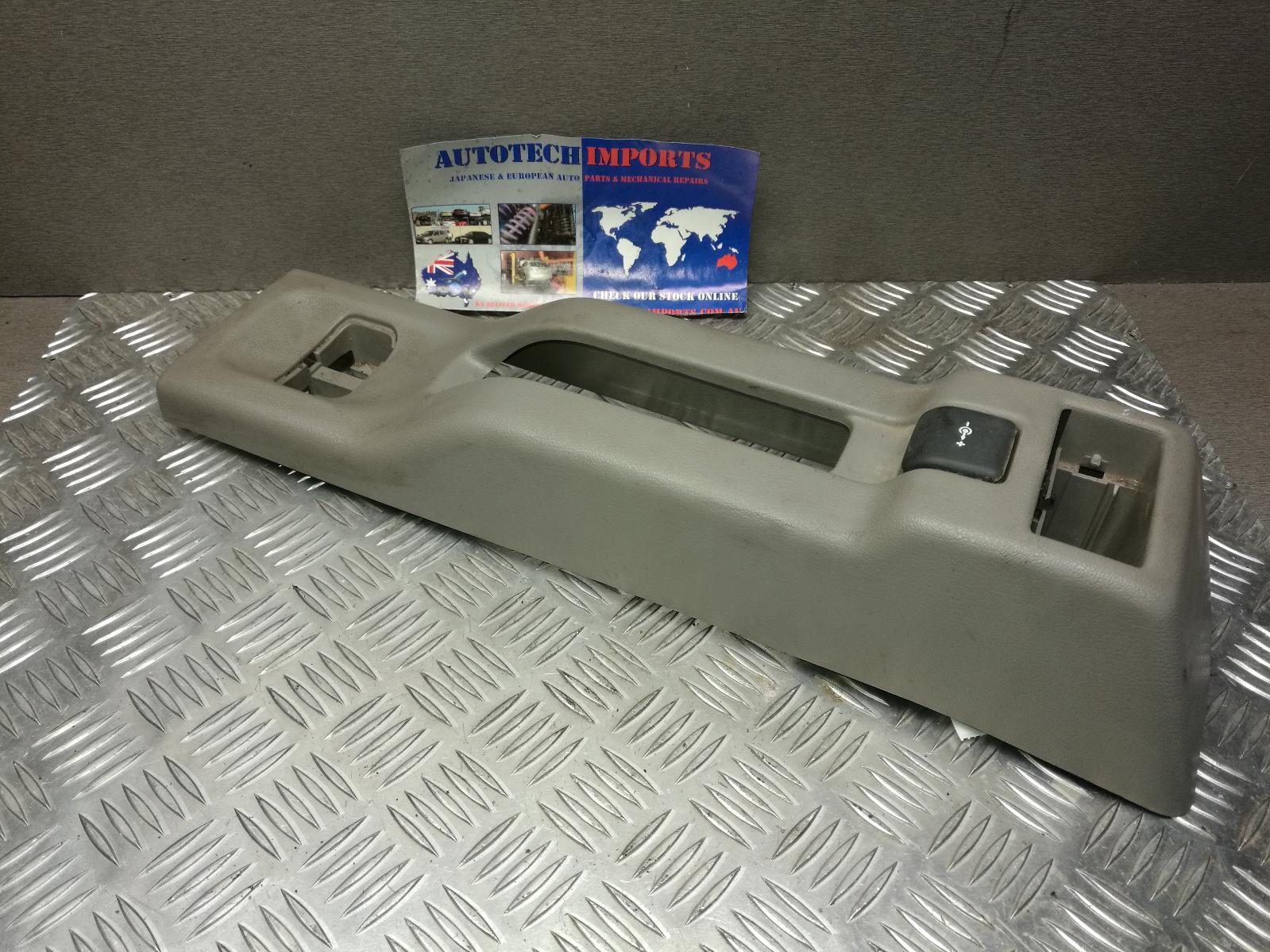 1999 Land Rover Freelander Console View Auto part Console Land Rover Freelander 1999