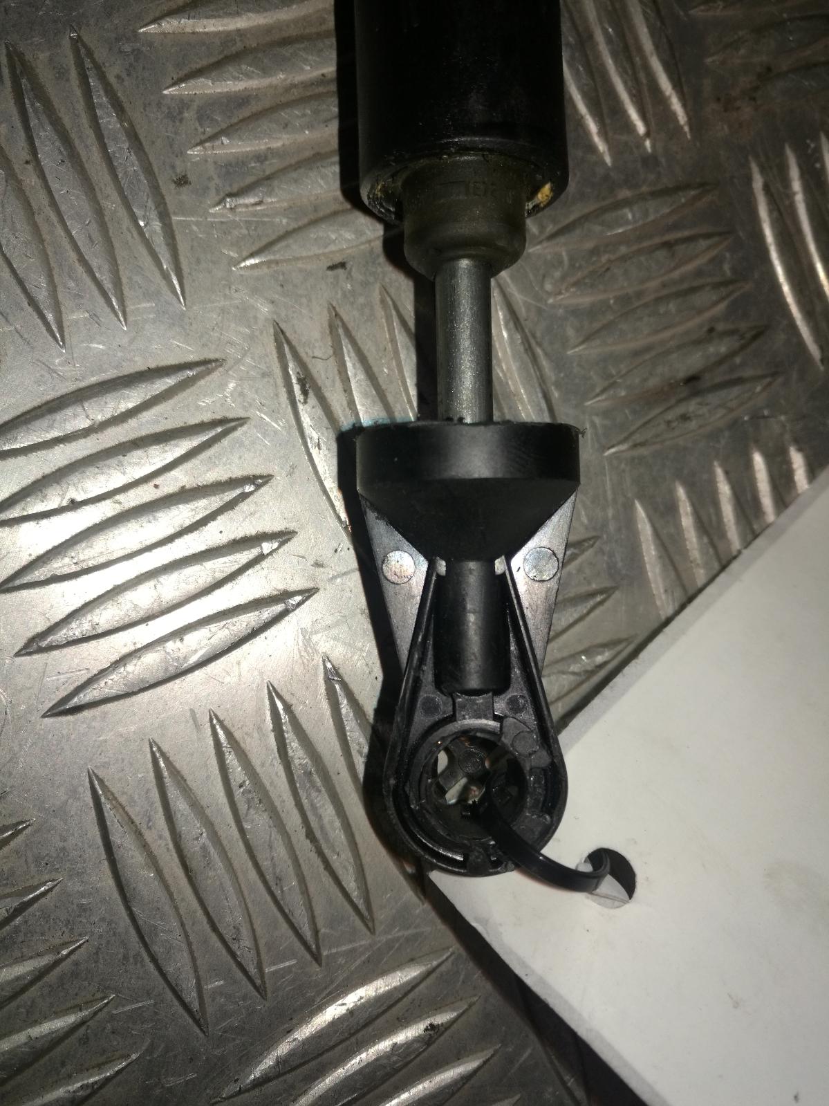 View Auto part Clutch Master Cylind Land Rover Freelander 1999