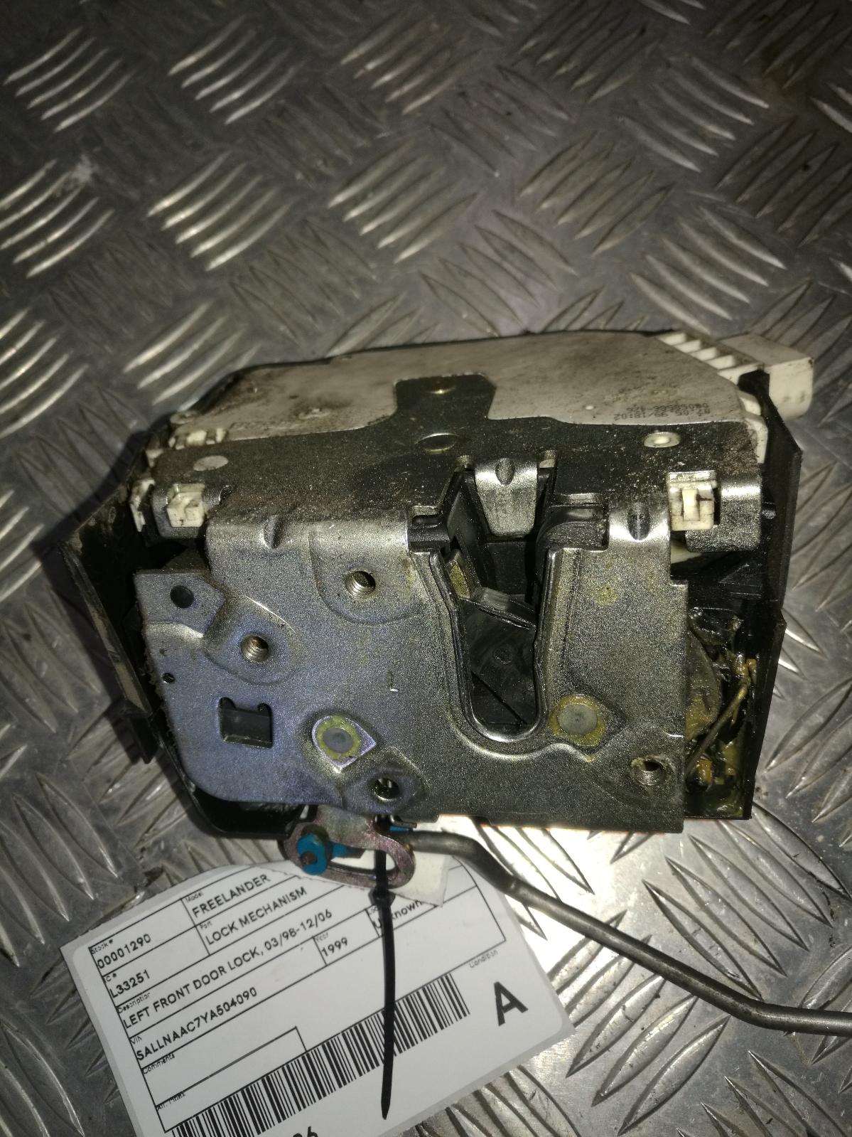 1999 Land Rover Freelander Door/Boot/Gate Lock View Auto part Door/Boot/Gate Lock Land Rover Freelander 1999