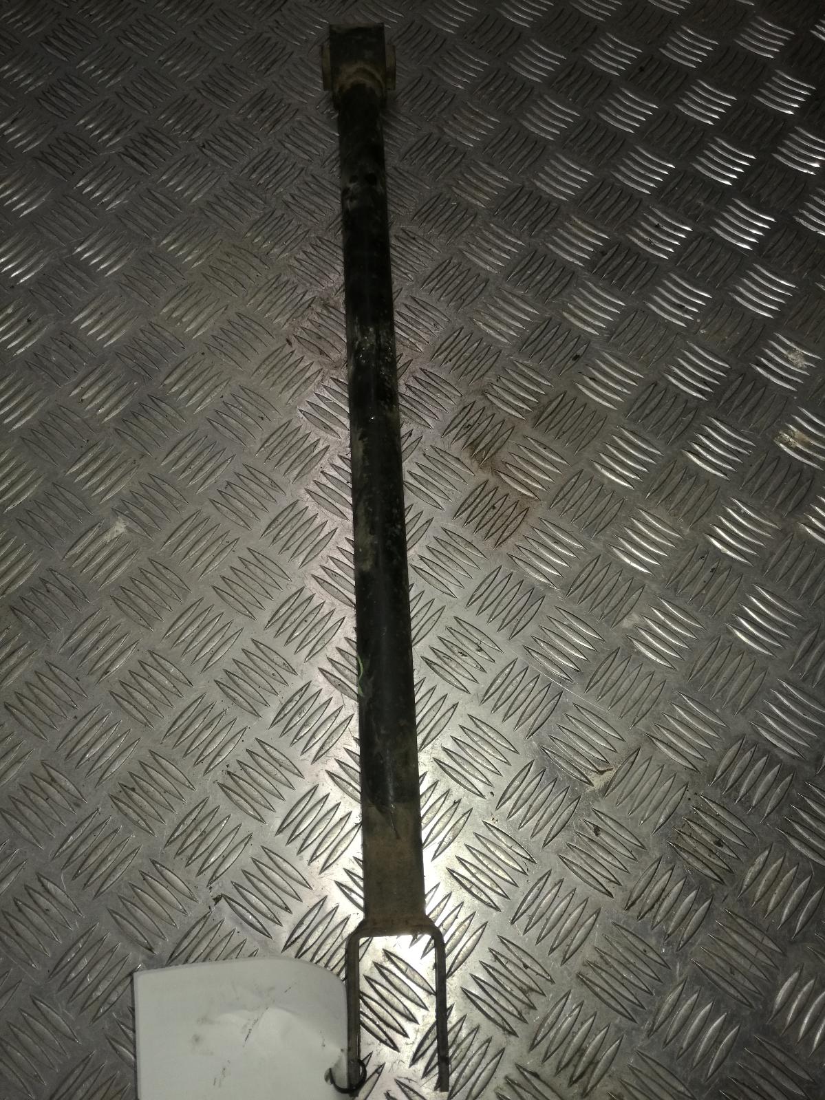 1999 Land Rover Freelander Right Rear Trailing Arm View Auto part Right Rear Trailing Arm Land Rover Freelander 1999