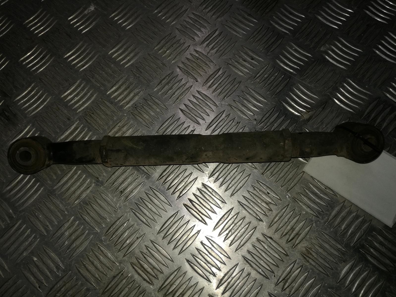 1999 Land Rover Freelander Right Rear Trailing Arm View Auto part Right Rear Trailing Arm Land Rover Freelander 1999