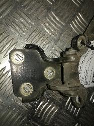 View Auto part Left Front Door Hinge Pillar Land Rover Freelander 1999