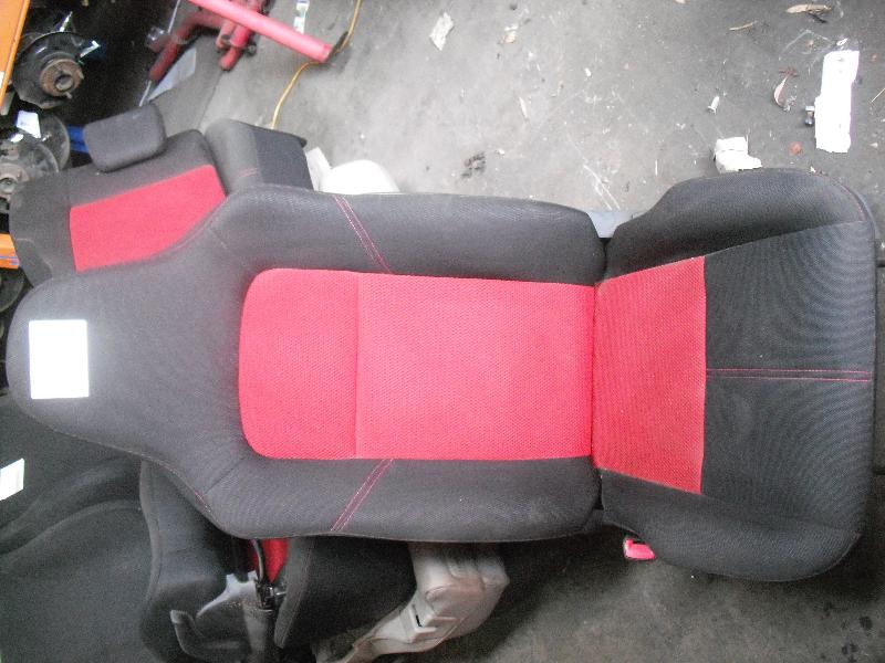 View Auto part Front Seat Suzuki Swift 2009