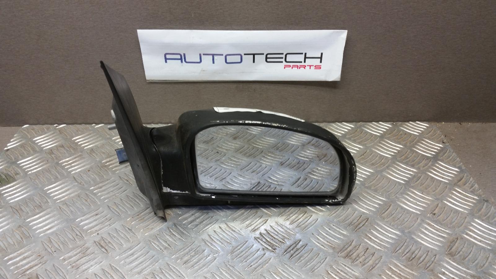 View Auto part Right Door Mirror Hyundai Getz 2004
