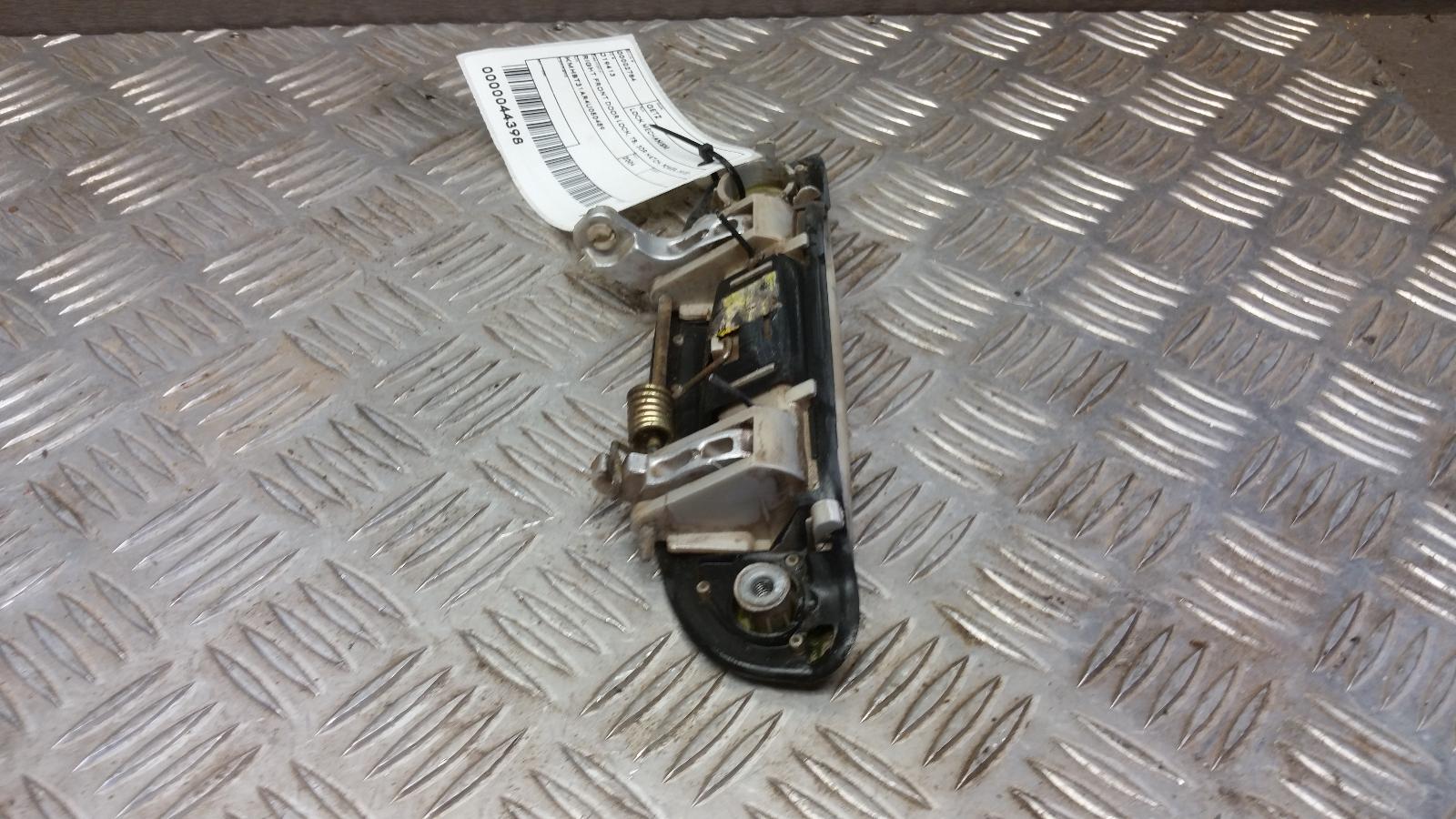 View Auto part Door Handle Hyundai Getz 2004