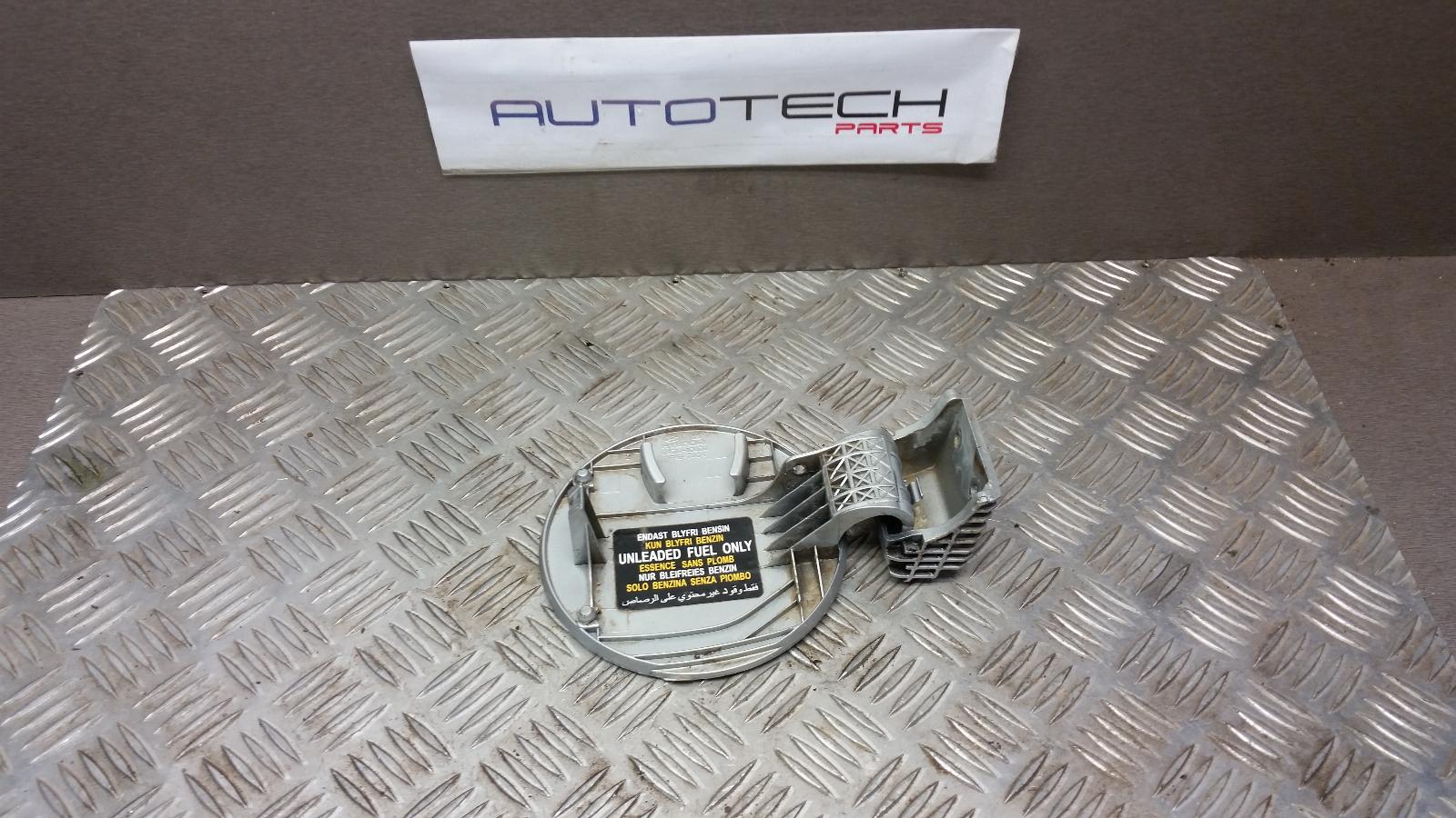 View Auto part Fuel Door / Filler Hyundai Getz 2004