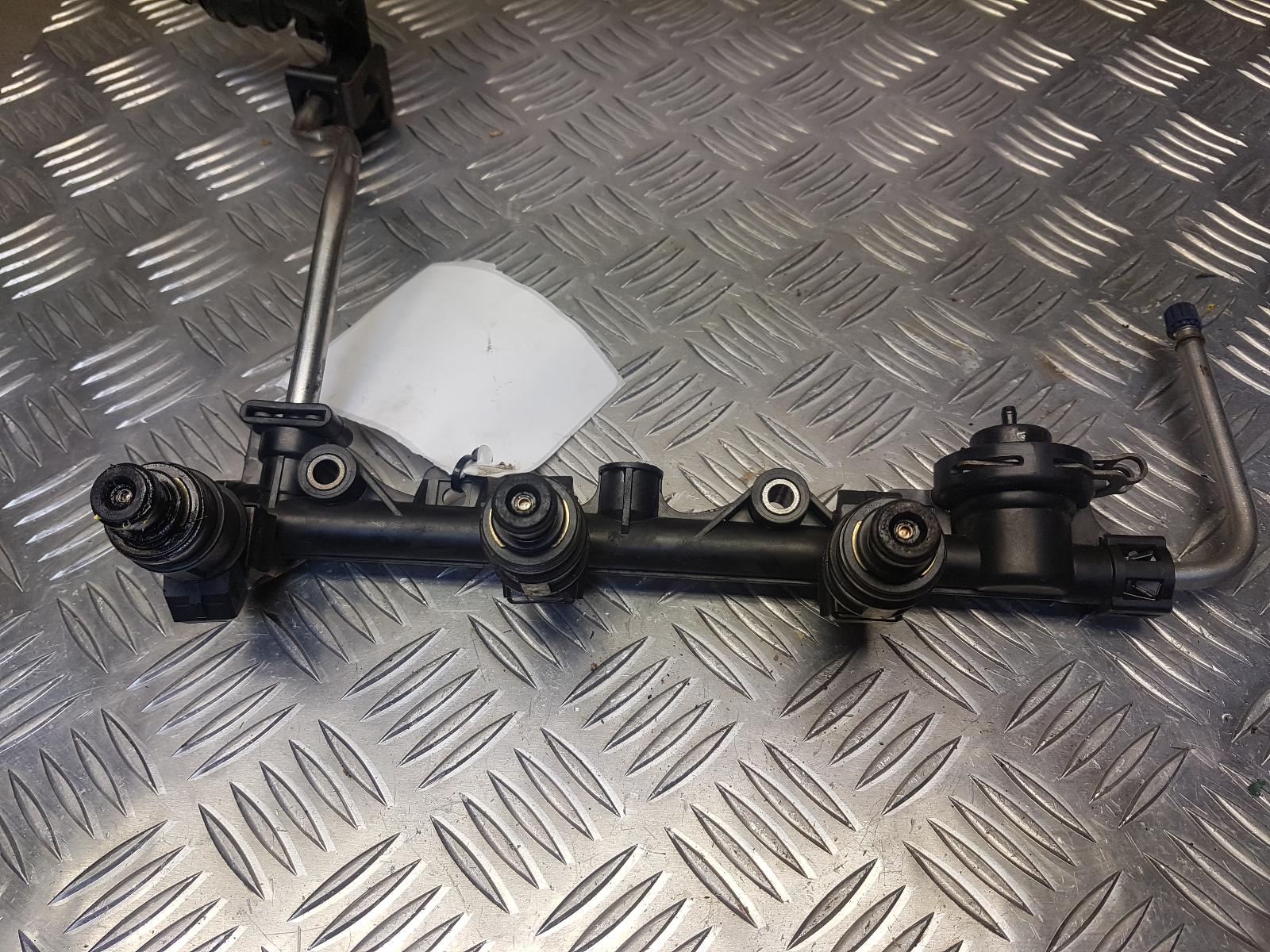 View Auto part Injection Rail Land Rover Freelander 2002