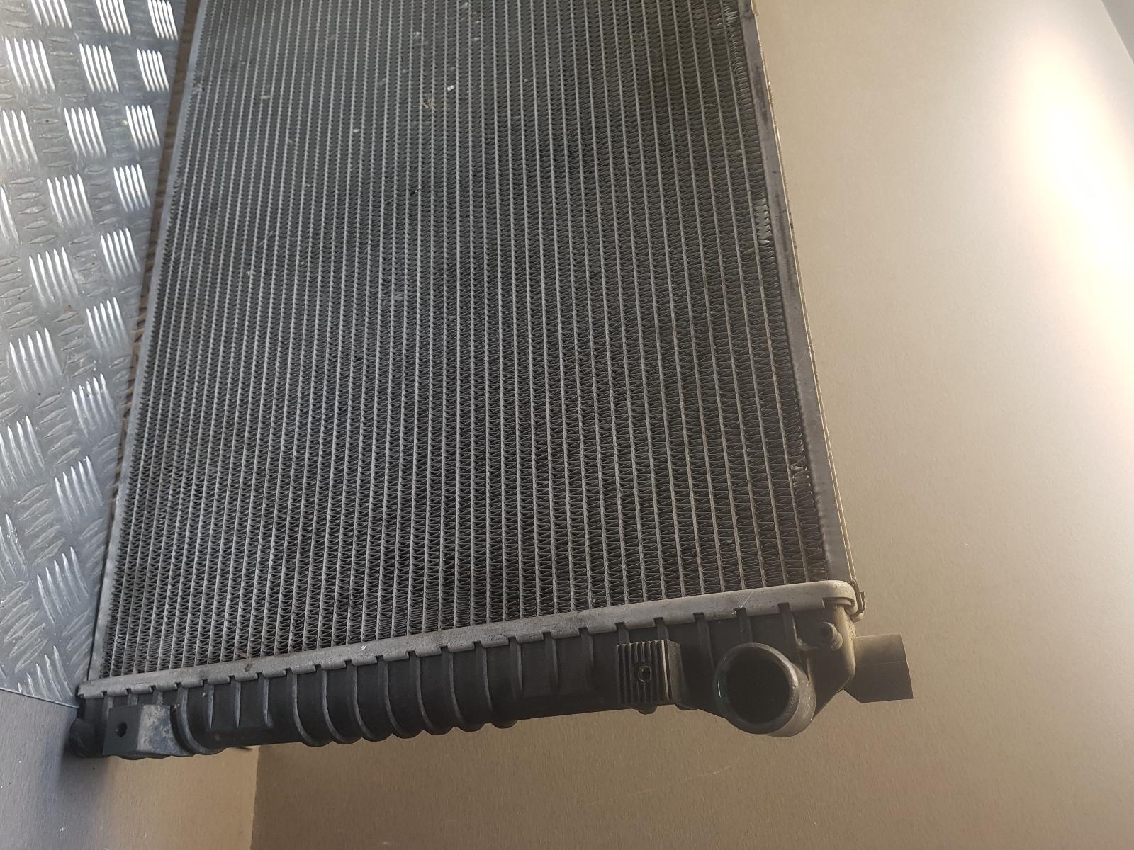 View Auto part Radiator Land Rover Freelander 1999