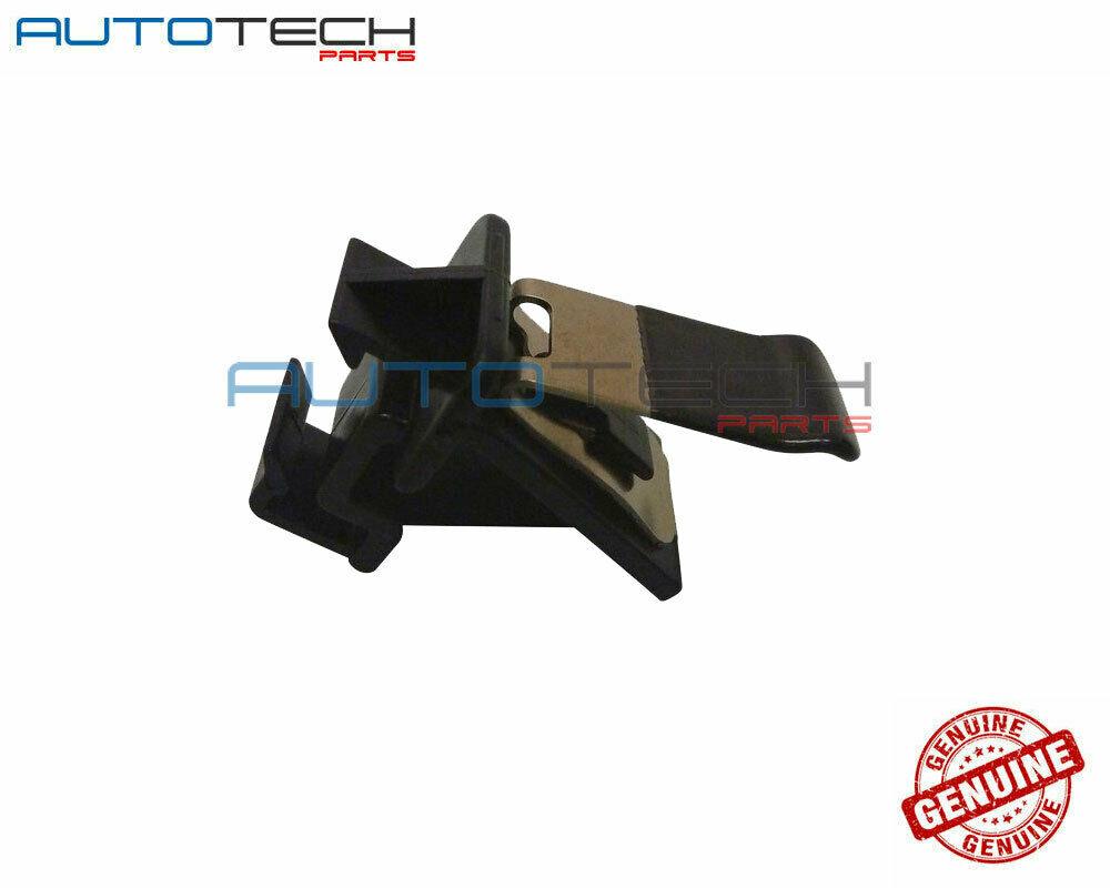 View Auto part Misc Toyota Hilux 2000