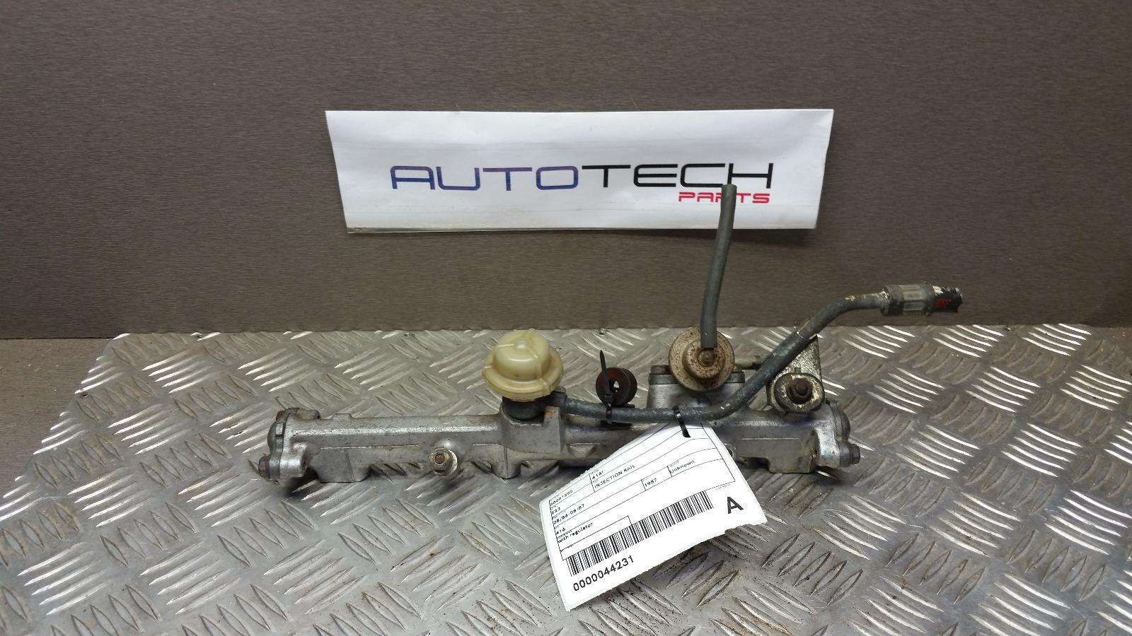 View Auto part Injection Rail Rover 416i 1987
