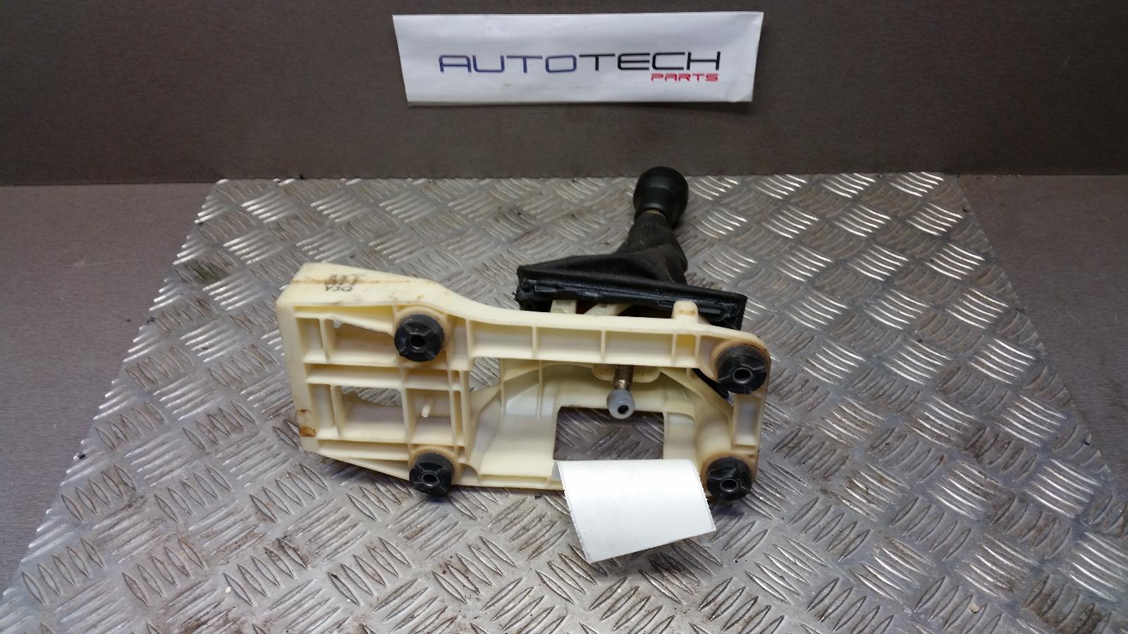 2004 Hyundai Getz Gear Stick/Shifter View Auto part Gear Stick/Shifter Hyundai Getz 2004