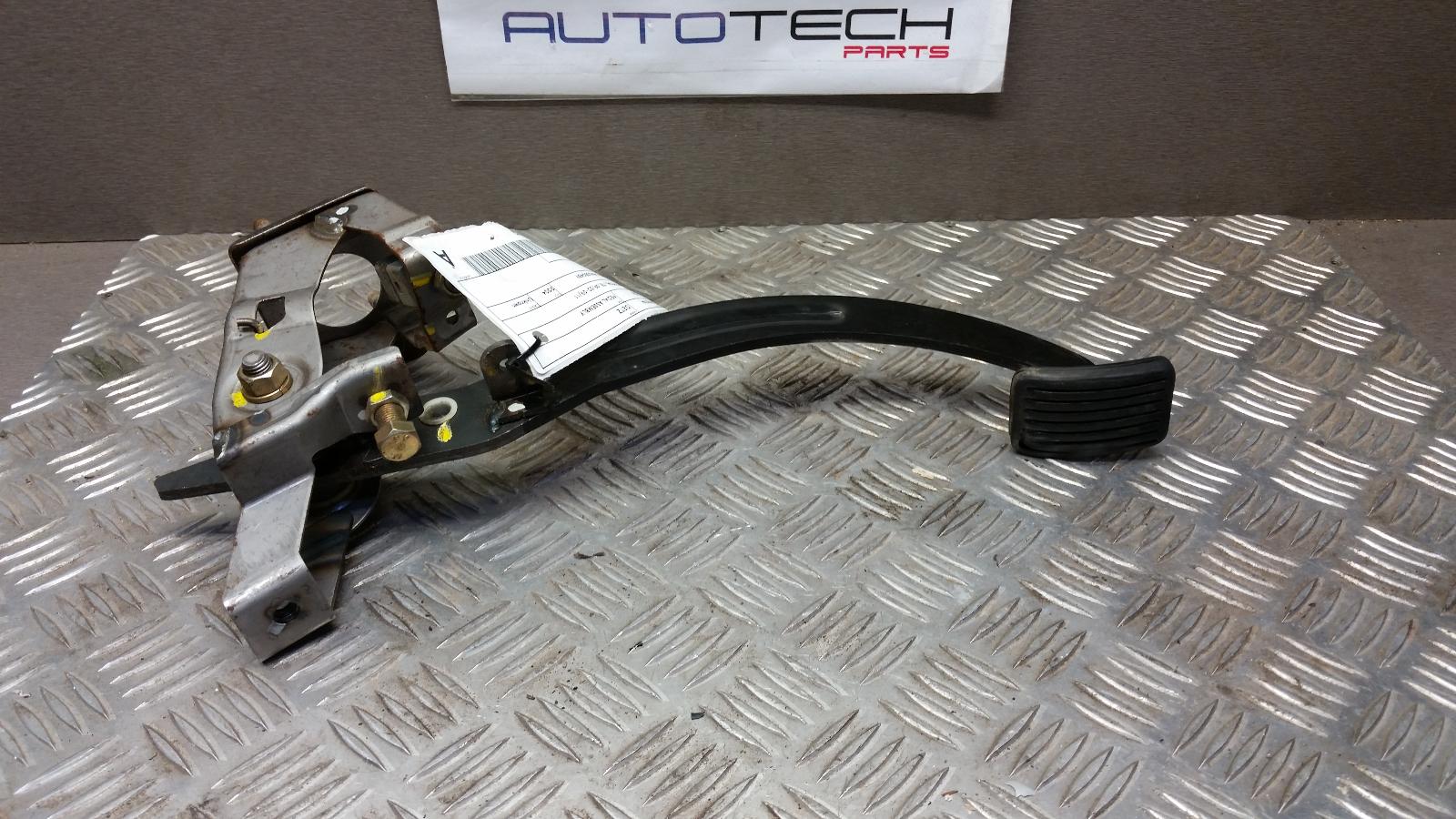 View Auto part Pedal Assembly Hyundai Getz 2004