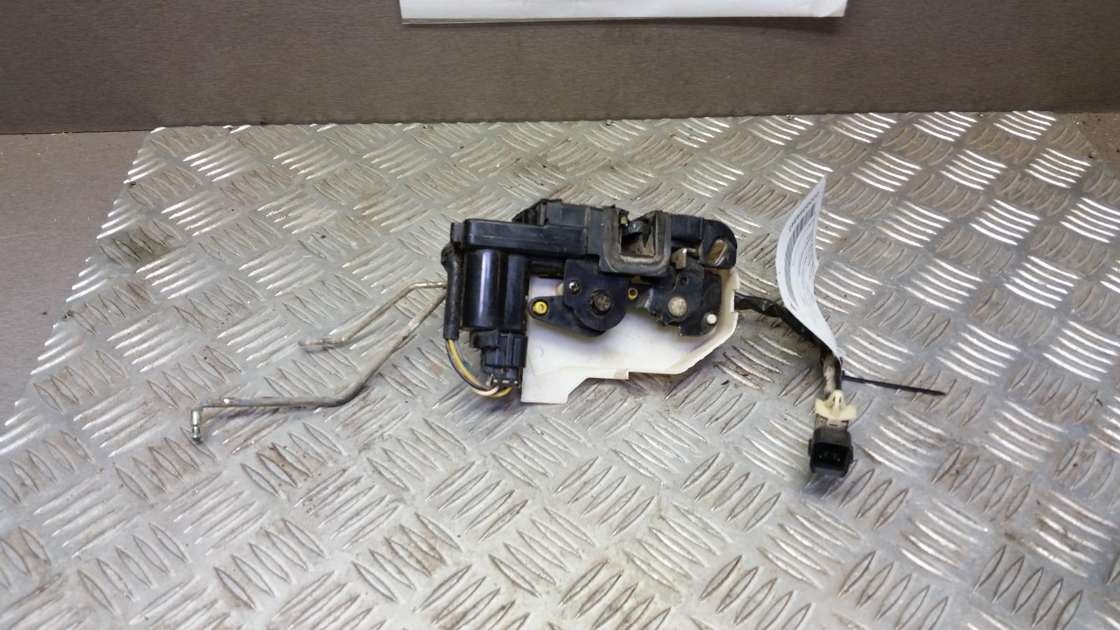View Auto part Door/Boot/Gate Lock Hyundai Getz 2004