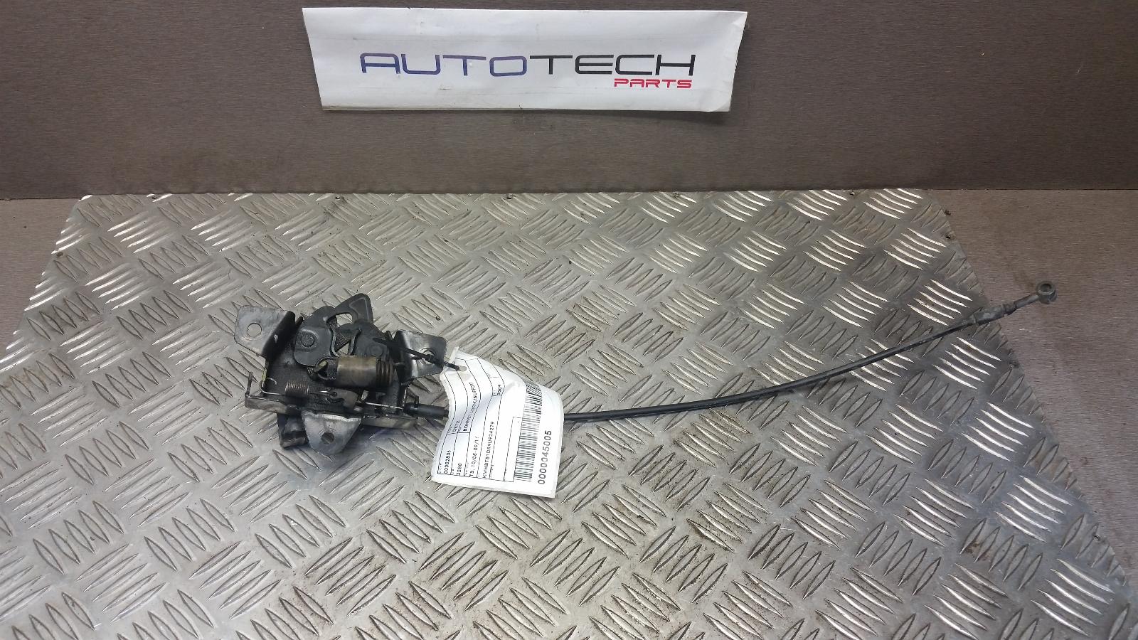 View Auto part Bonnet Lock/Support Hyundai Getz 2009