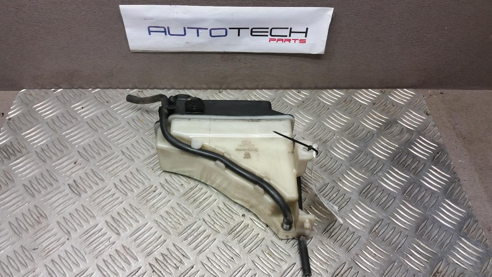 View Auto part Overflow Bottle Hyundai Getz 2009