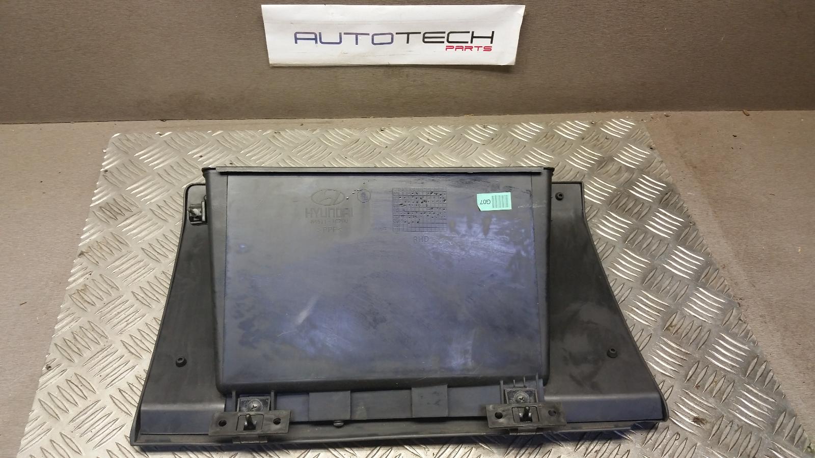 View Auto part Glove Box Hyundai Getz 2009