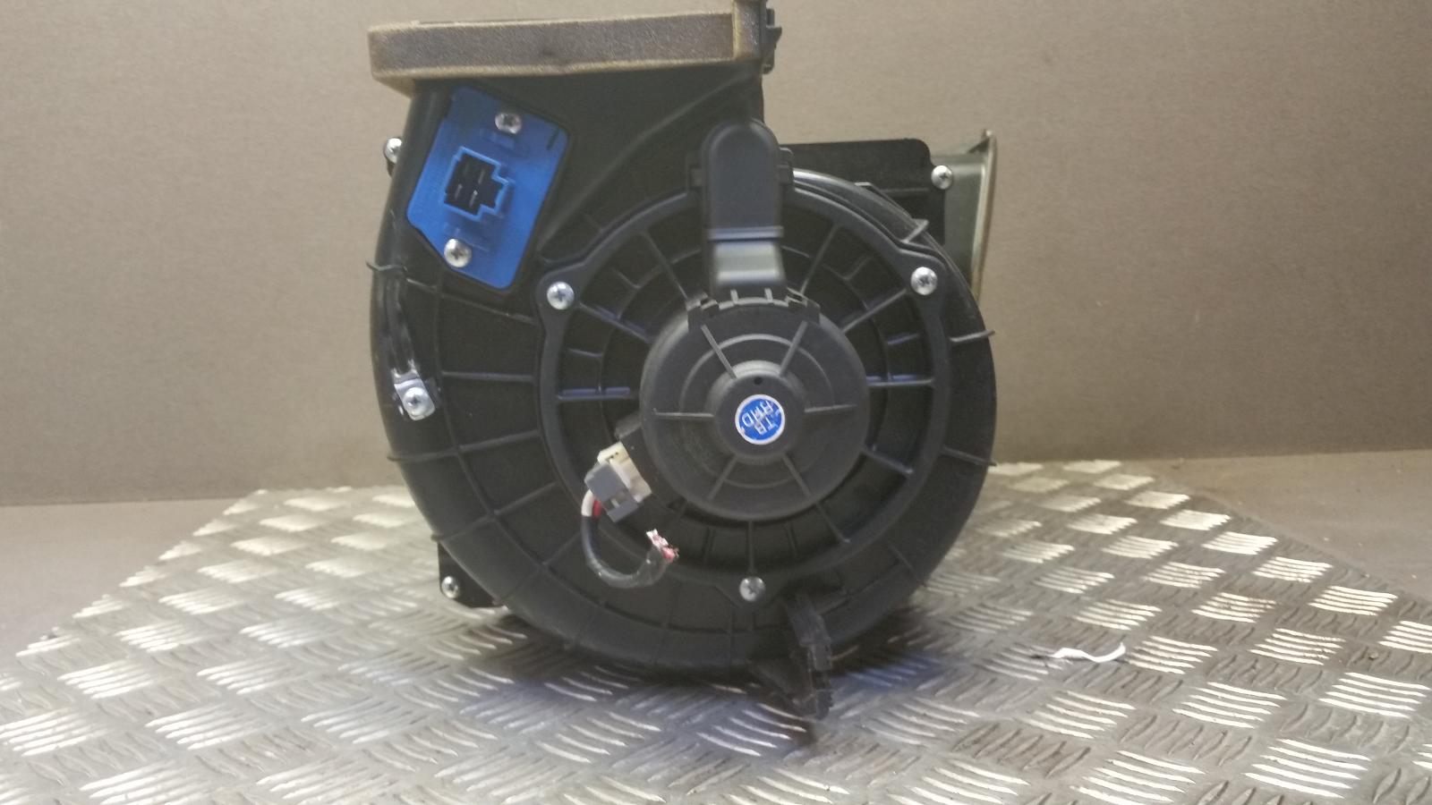View Auto part Heater Fan Motor Hyundai Getz 2009