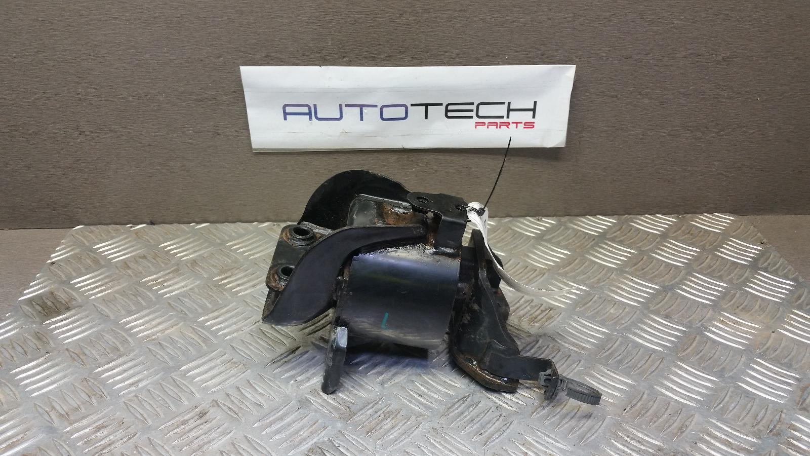 View Auto part Mount Hyundai Getz 2009