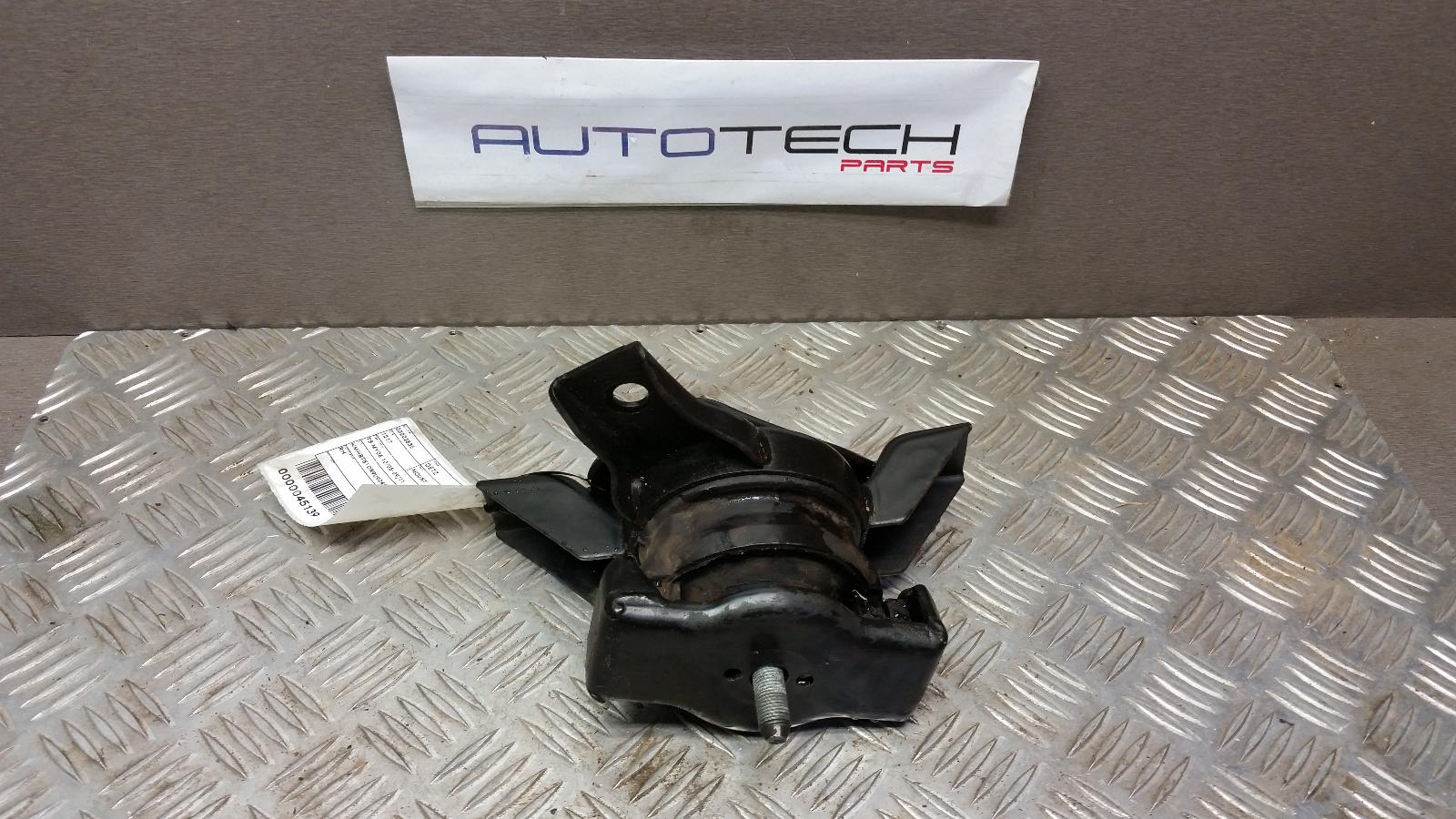 View Auto part Mount Hyundai Getz 2009