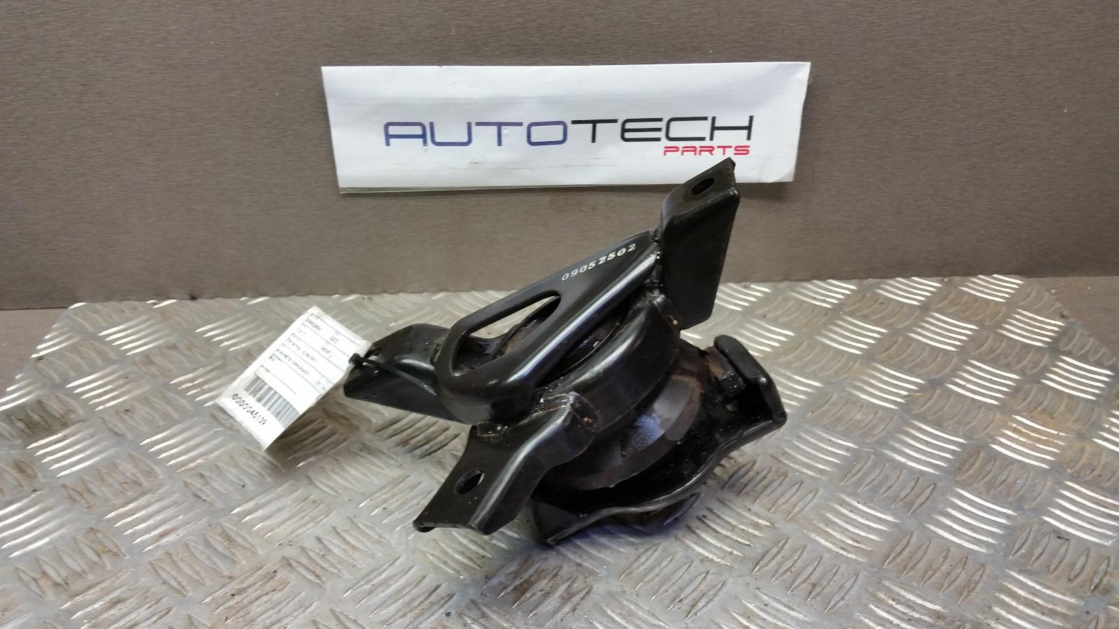 View Auto part Mount Hyundai Getz 2009