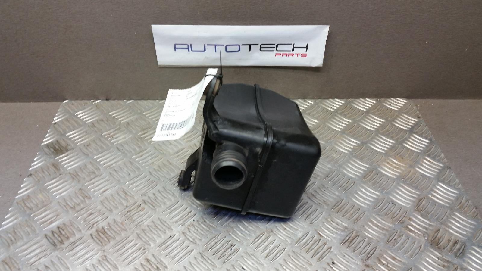 View Auto part Air Cleaner/Box Hyundai Getz 2009