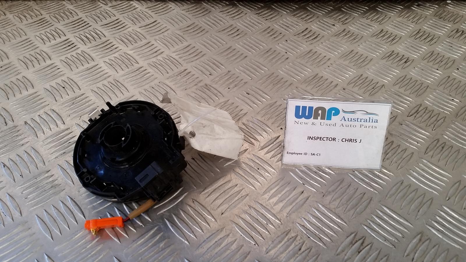 2005 Toyota Echo Airbag Module/Sensor View Auto part Airbag Module/Sensor Toyota Echo 2005