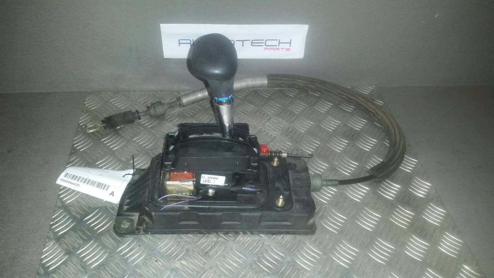 Gear Stick/Shifter Golf Volkswagen 2001