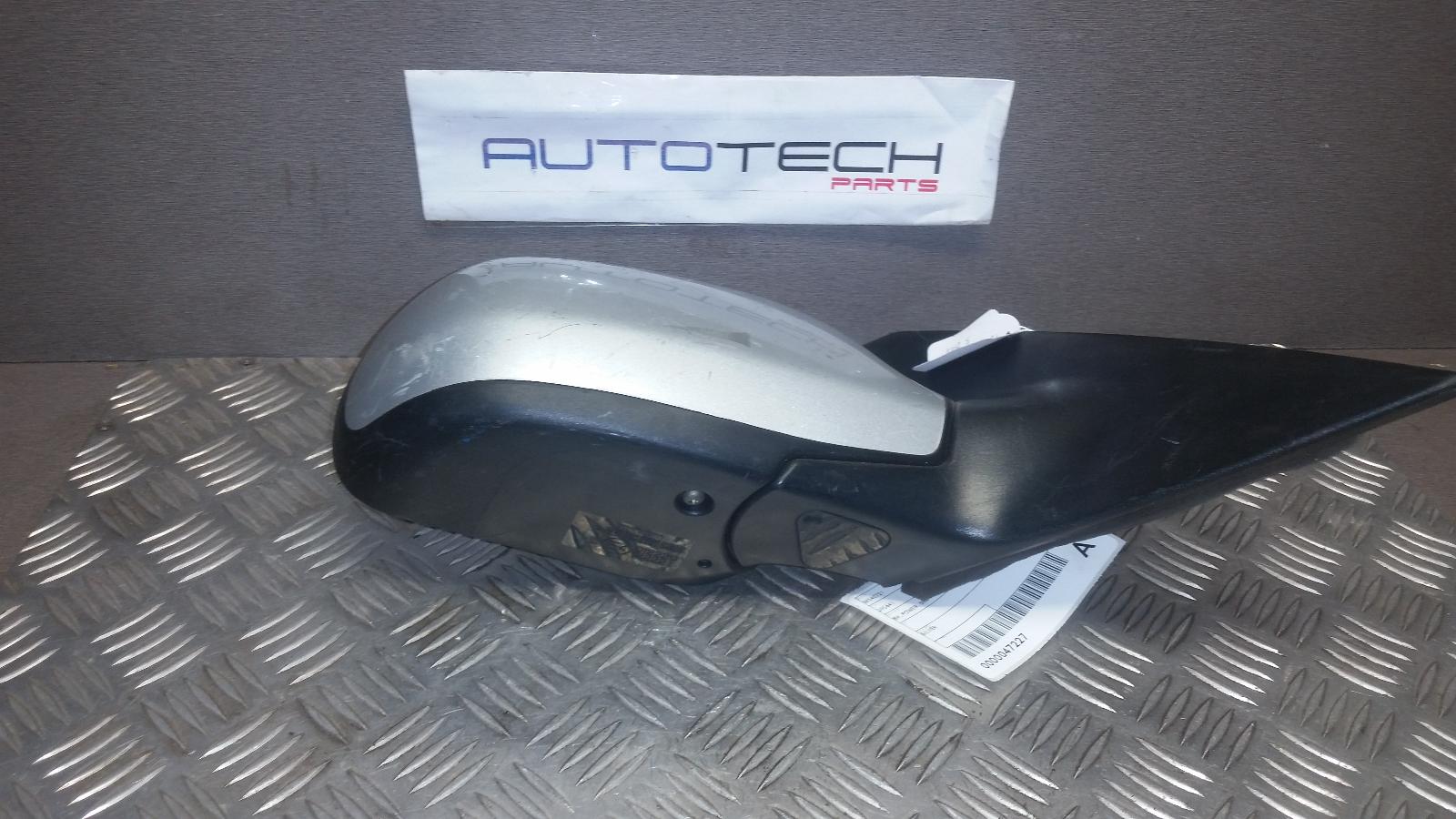 2008 Mazda 3 Right Door Mirror View Auto part Right Door Mirror Mazda 3 2008