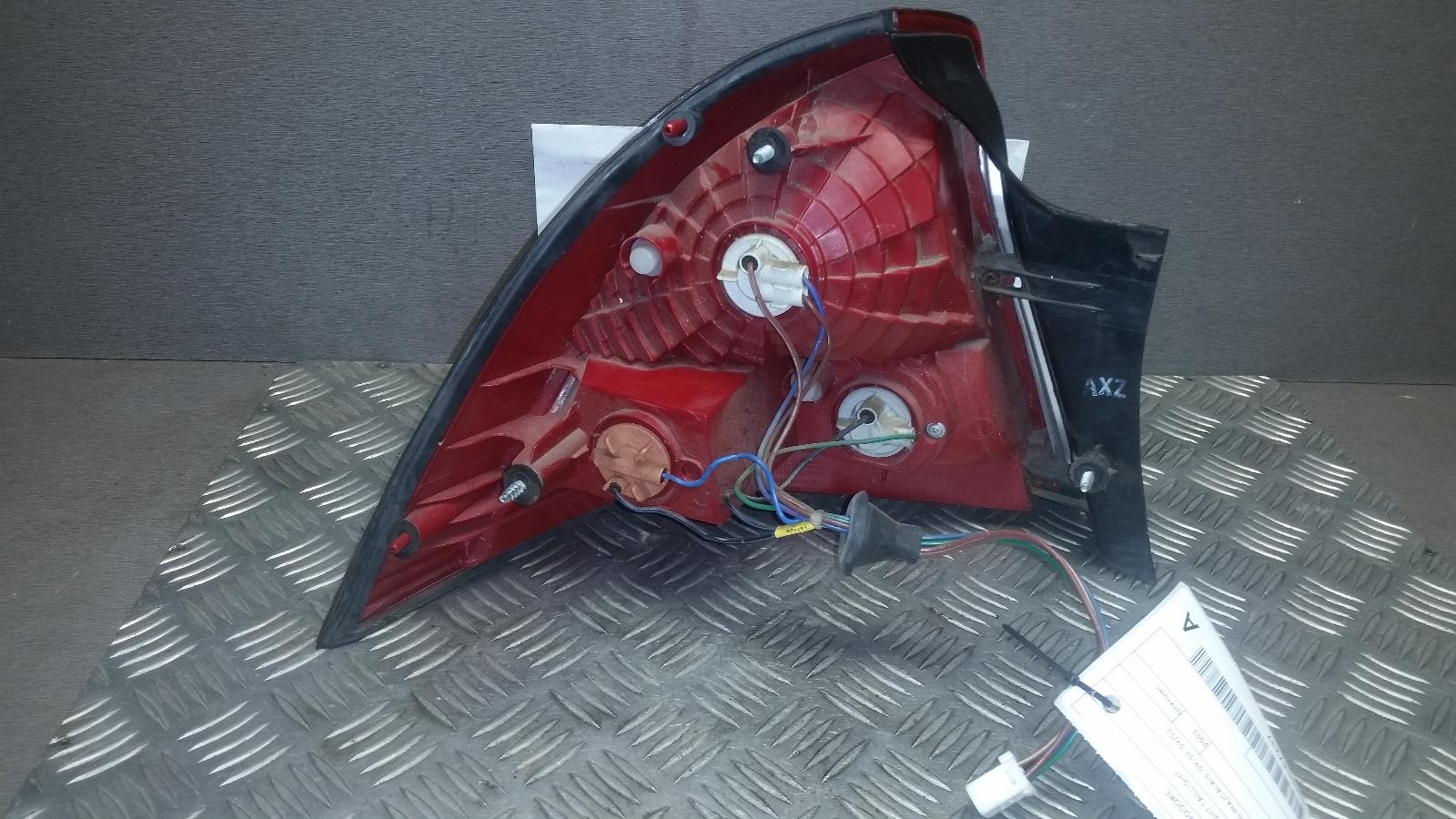 2003 Holden Commodore Right Taillight View Auto part Right Taillight Holden Commodore 2003