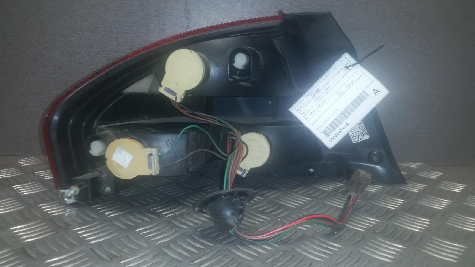 2002 Ford Falcon Right Taillight View Auto part Right Taillight Ford Falcon 2002