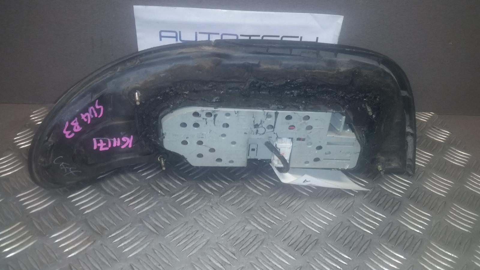 View Auto part Right Taillight Nissan Bluebird 1996