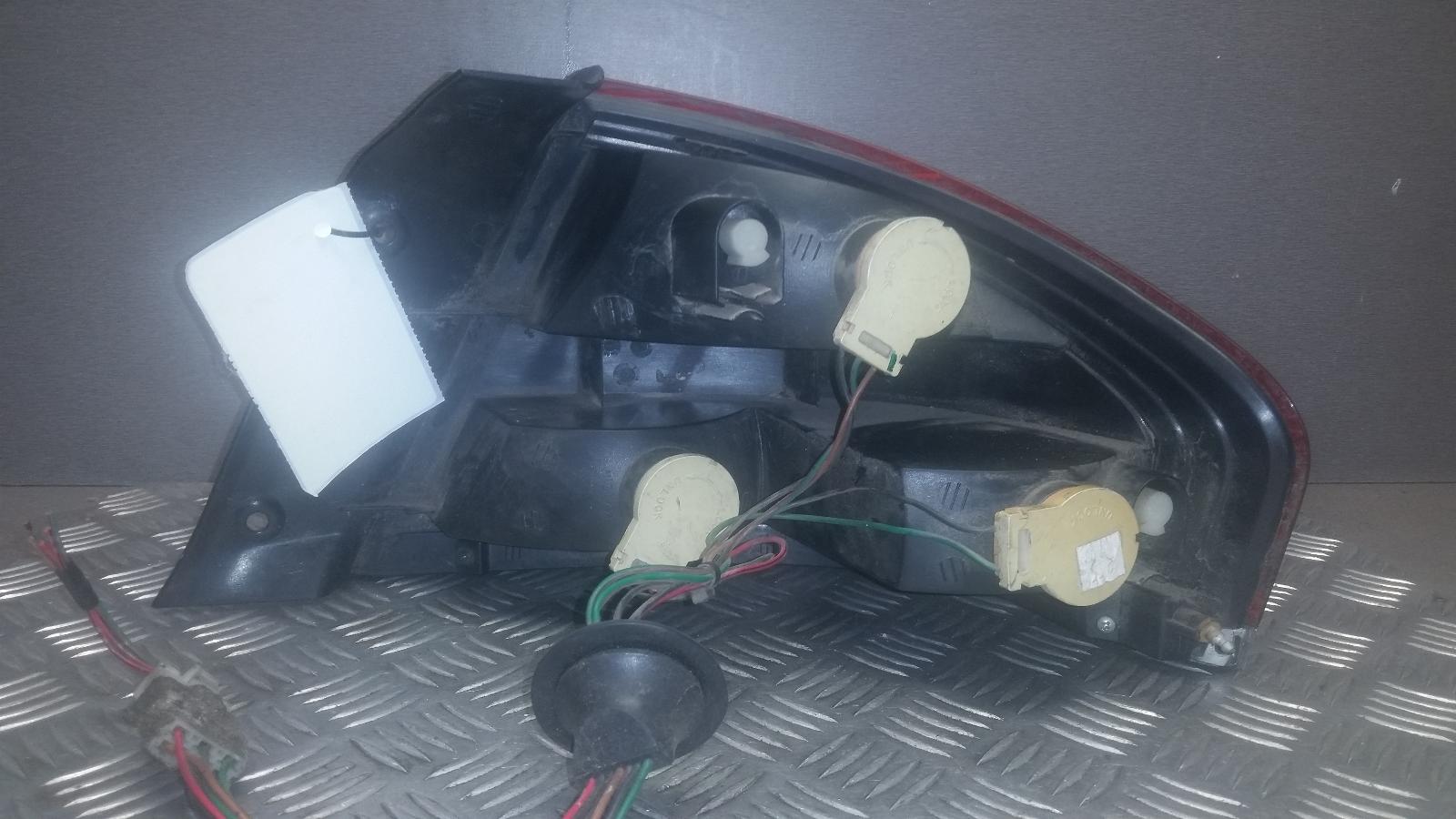 2003 Ford Falcon Left Taillight View Auto part Left Taillight Ford Falcon 2003