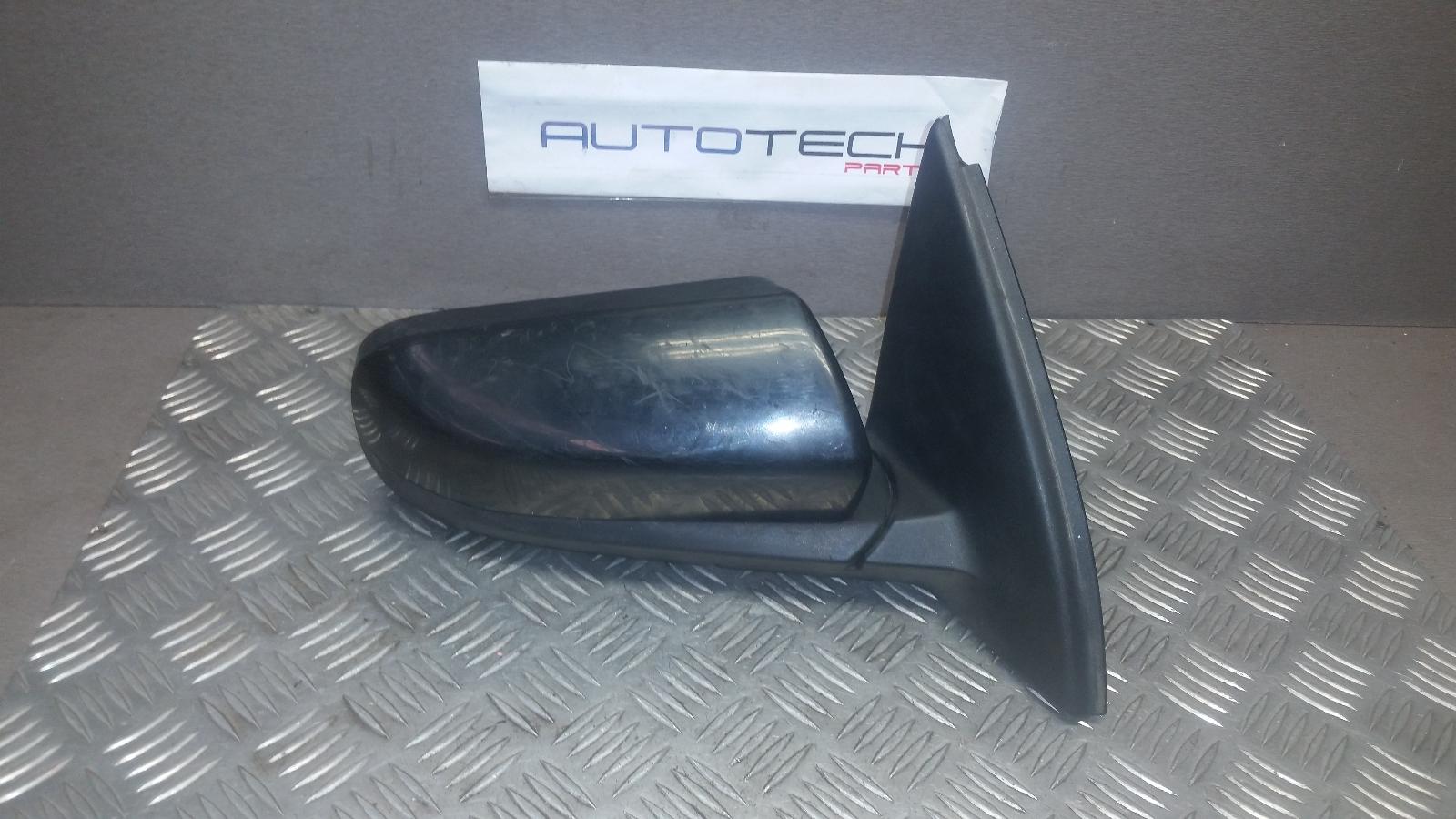 2003 Holden Commodore Right Door Mirror View Auto part Right Door Mirror Holden Commodore 2003