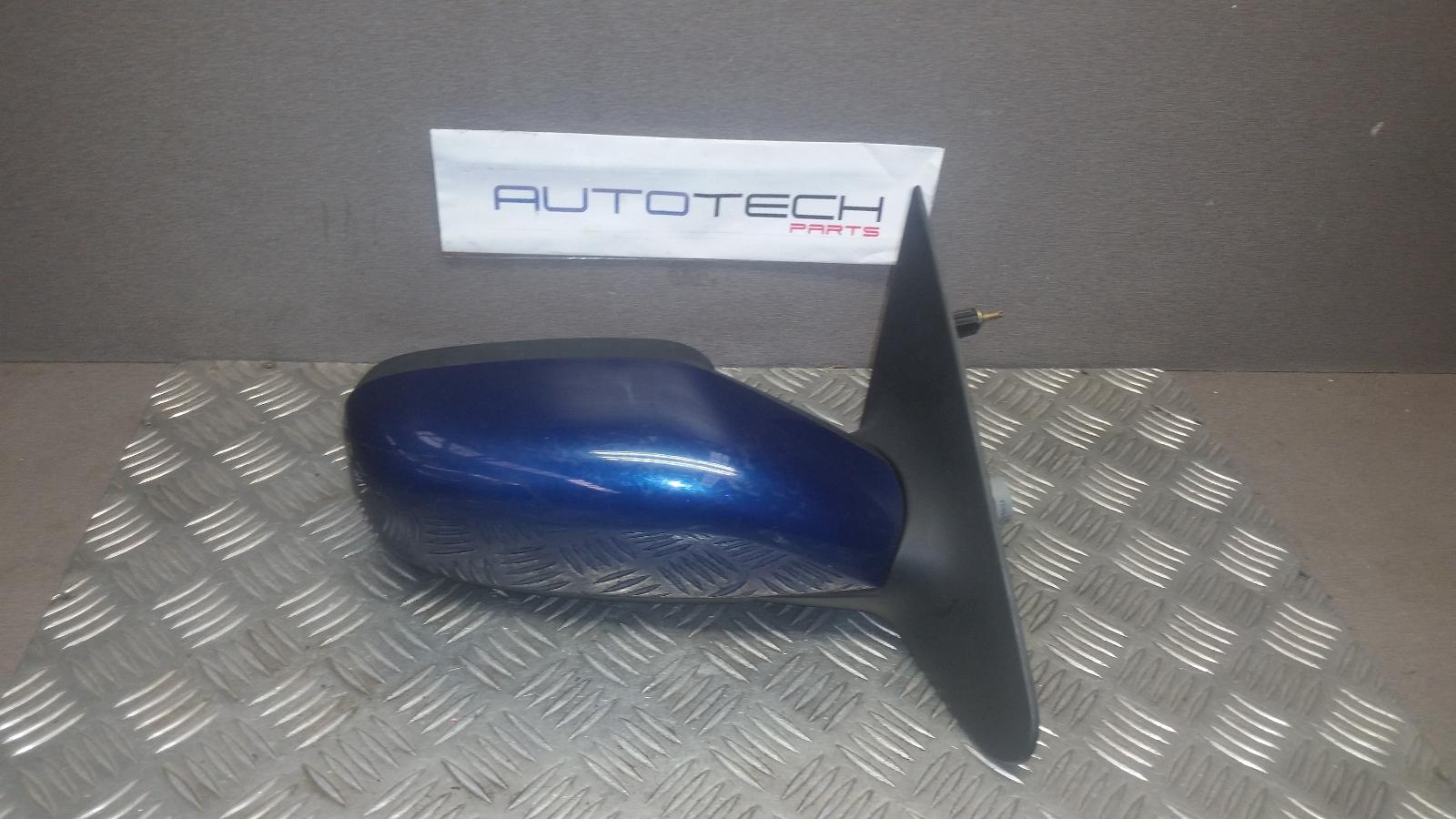 2003 Holden Commodore Right Door Mirror View Auto part Right Door Mirror Holden Commodore 2003