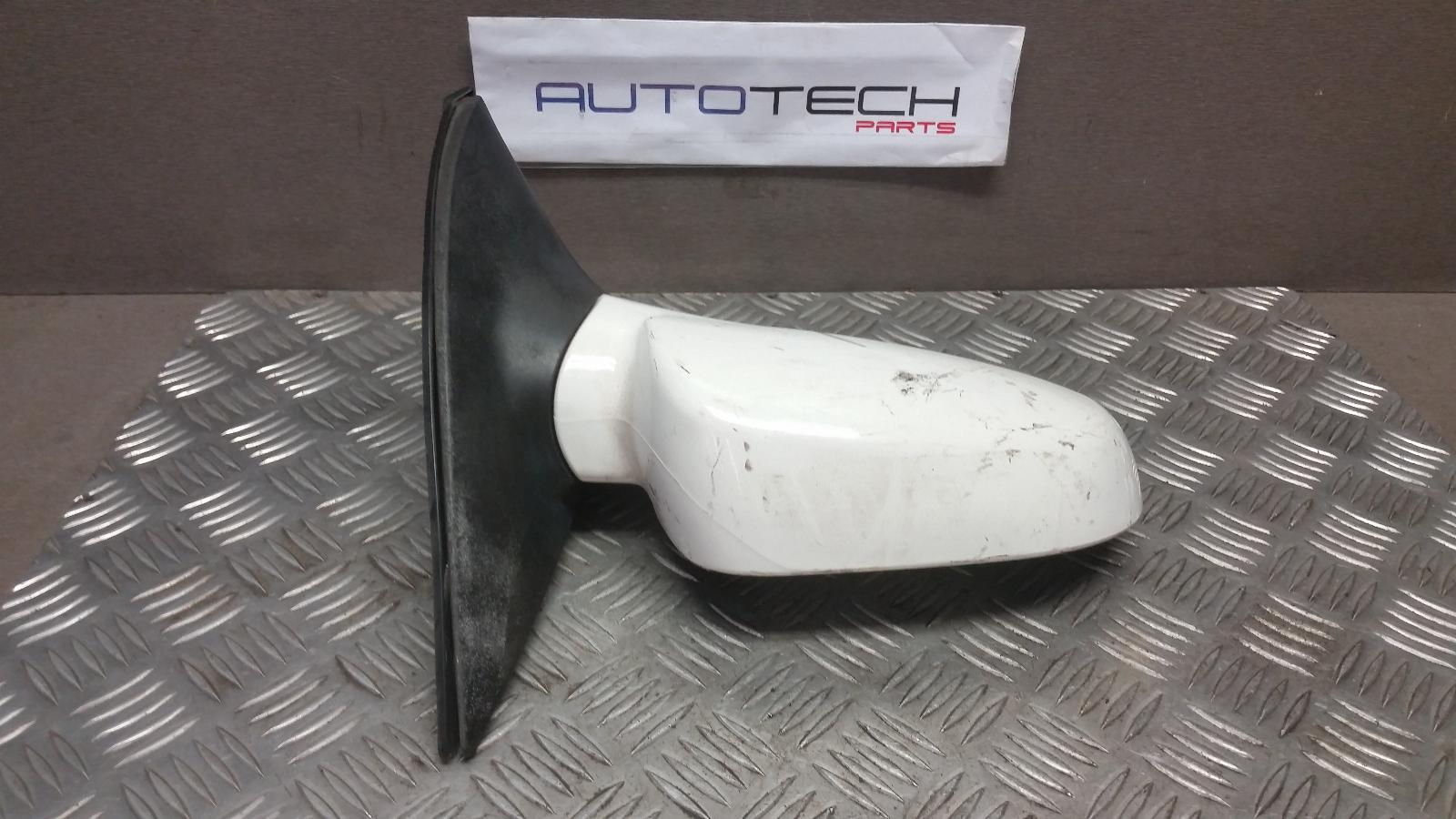 2006 Holden Viva Right Door Mirror View Auto part Right Door Mirror Holden Viva 2006