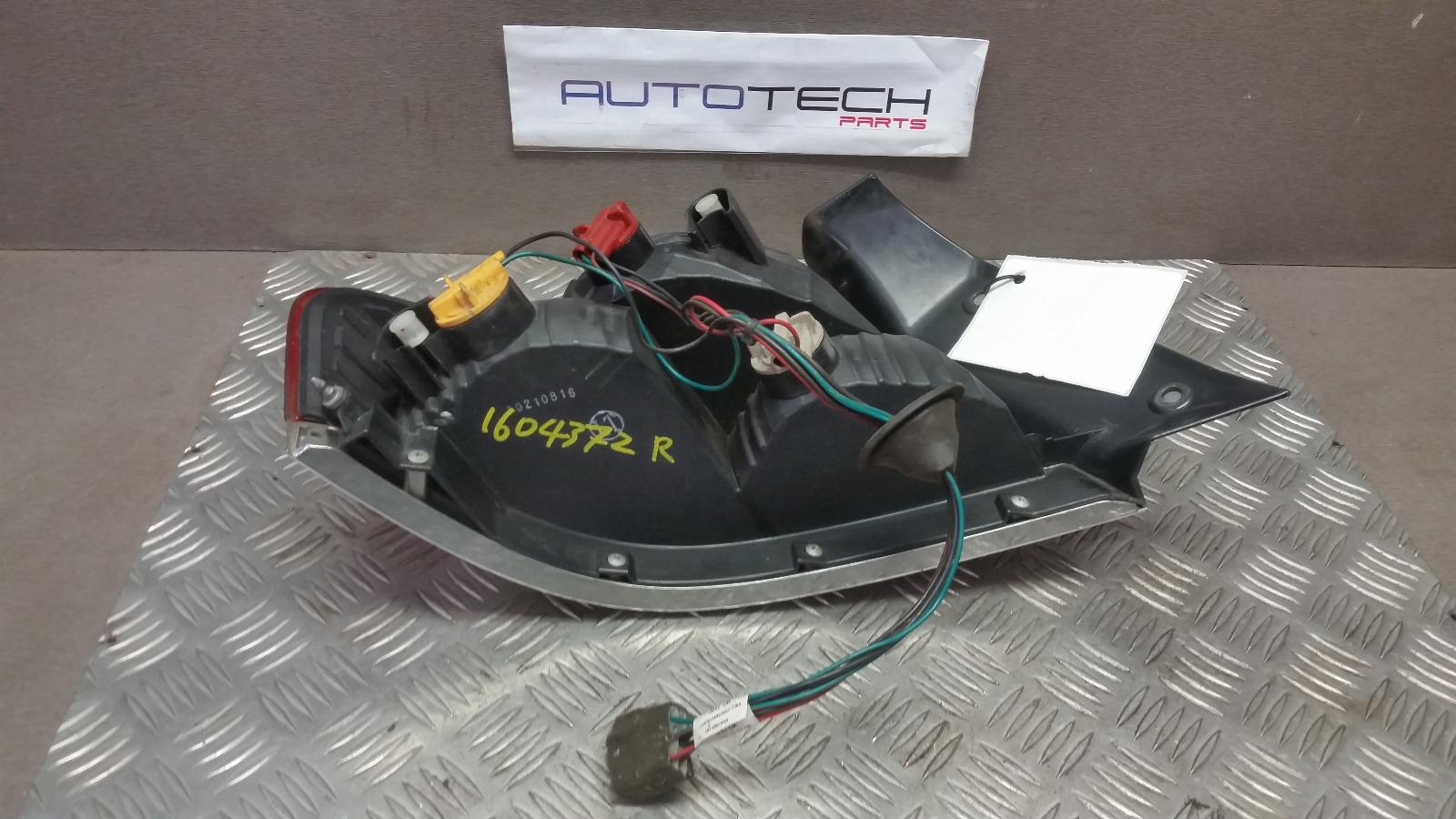 View Auto part Right Taillight Ford Falcon 2004