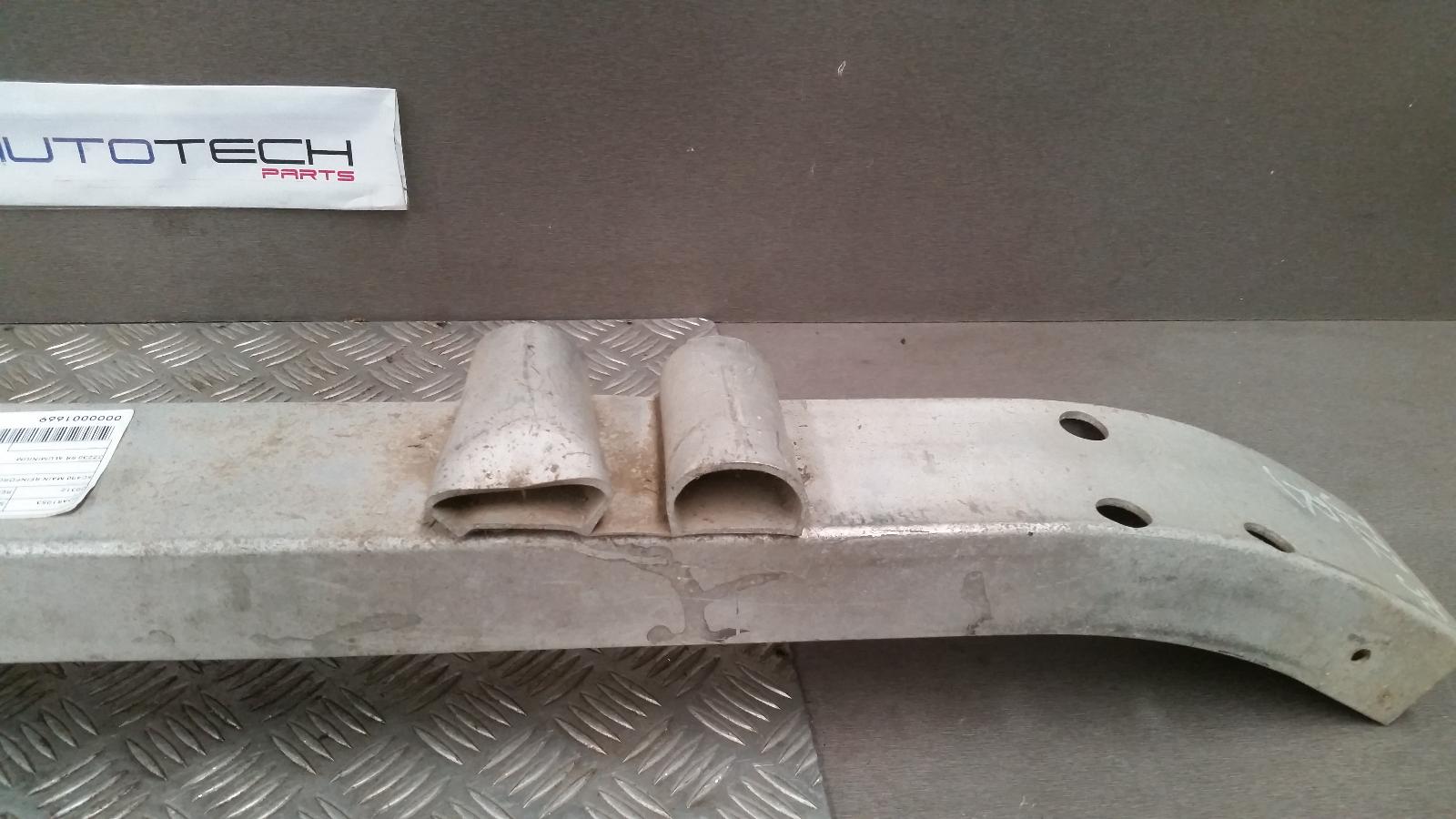View Auto part R/Bar Bracket/Reinfo Toyota Soarer 1993