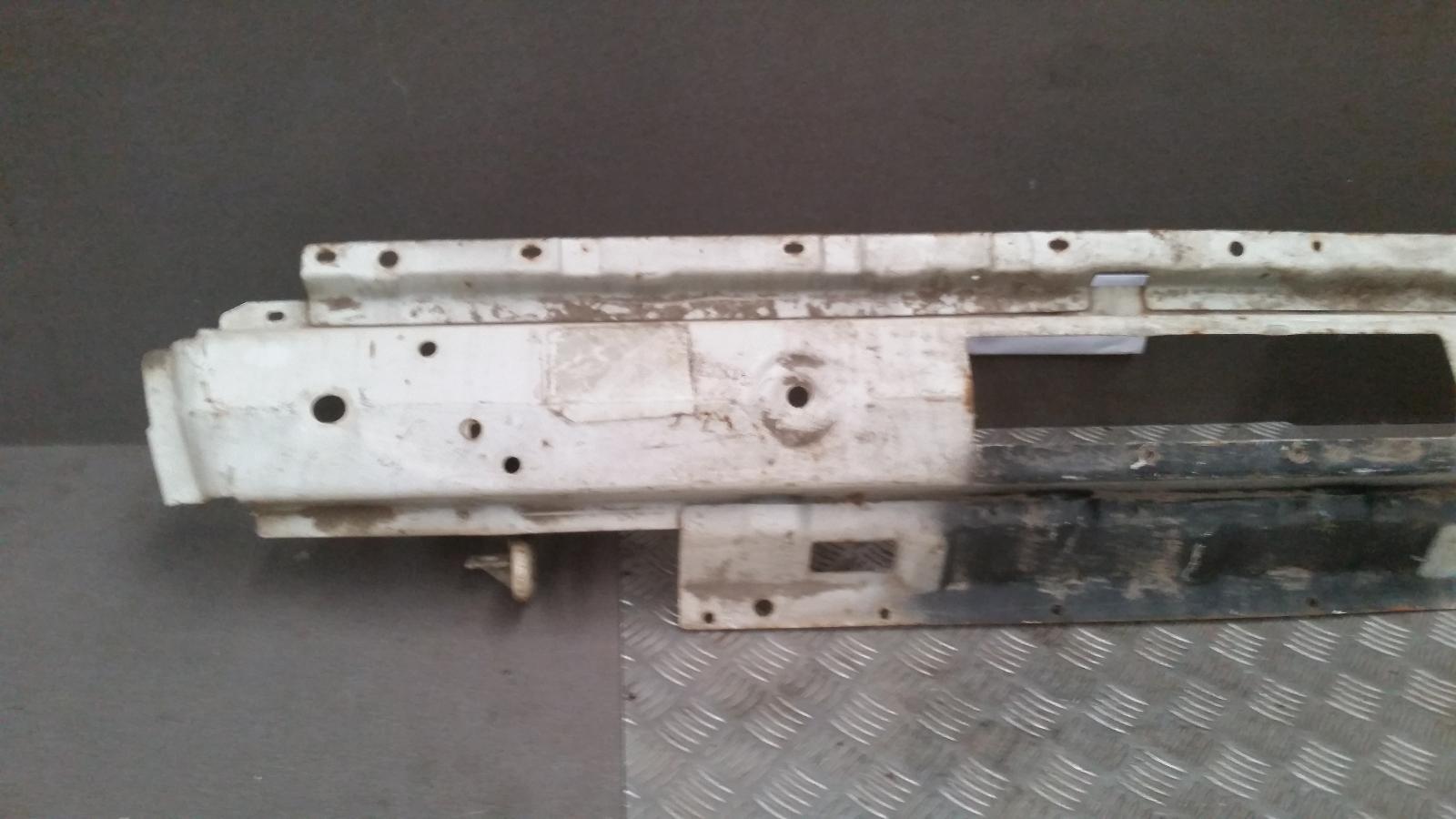 1990 Nissan Silvia R/Bar Bracket/Reinfo View Auto part R/Bar Bracket/Reinfo Nissan Silvia 1990