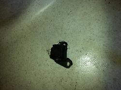 View Auto part Mount Daihatsu Sirion 2000