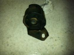 View Auto part Mount Daihatsu Sirion 2000