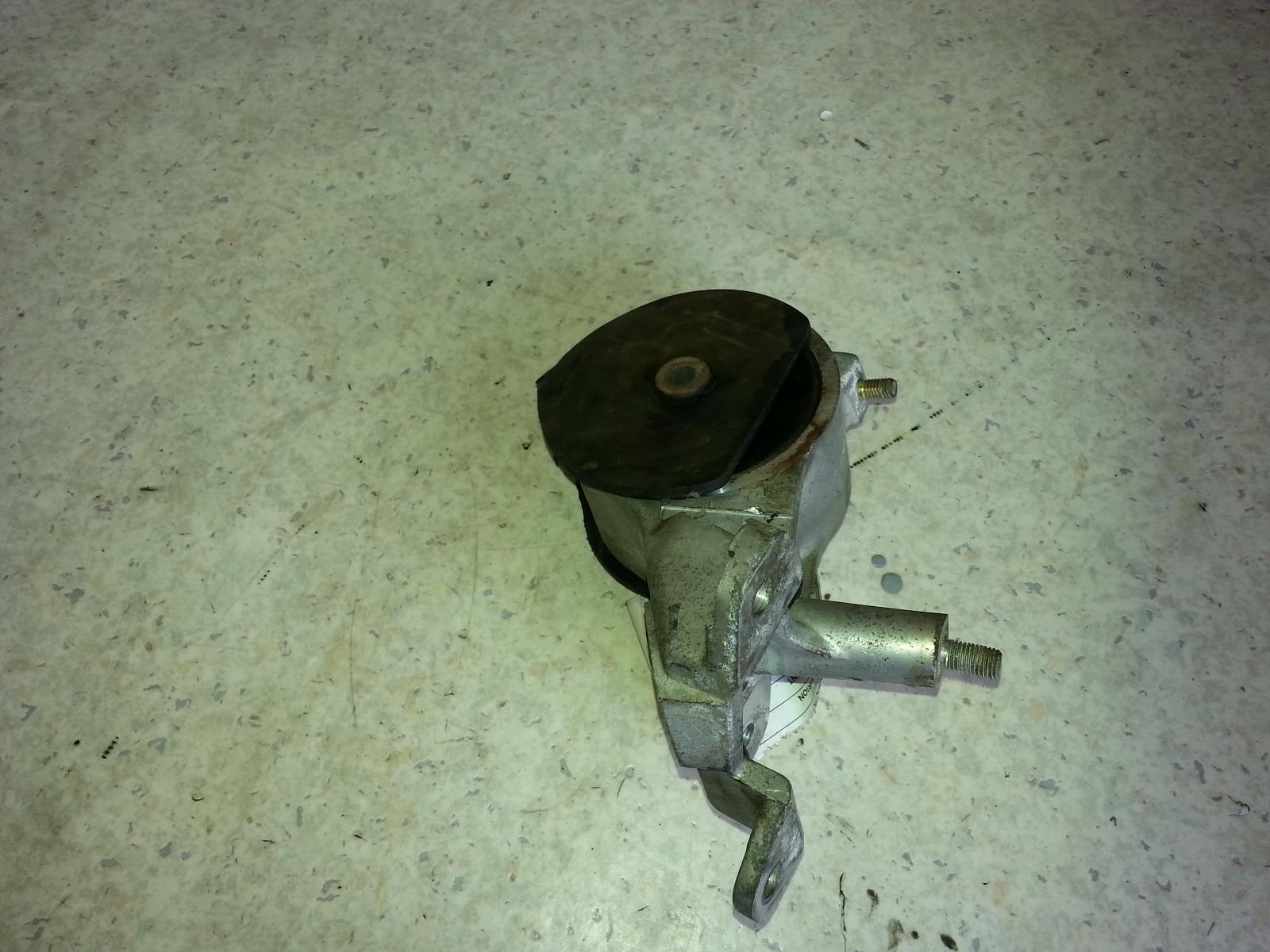 View Auto part Mount Daihatsu Sirion 2000