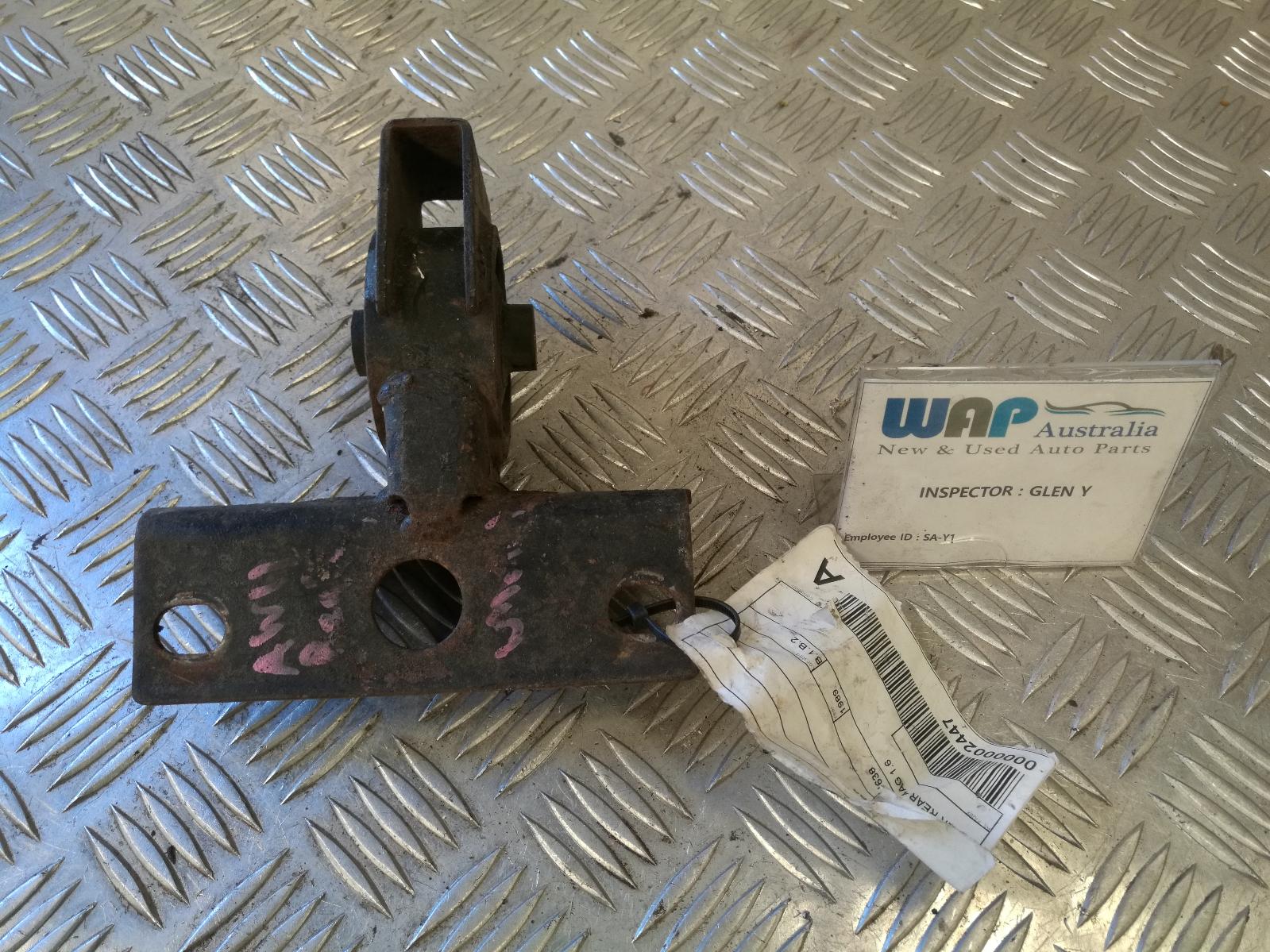 View Auto part Mount Toyota Mr2 1989