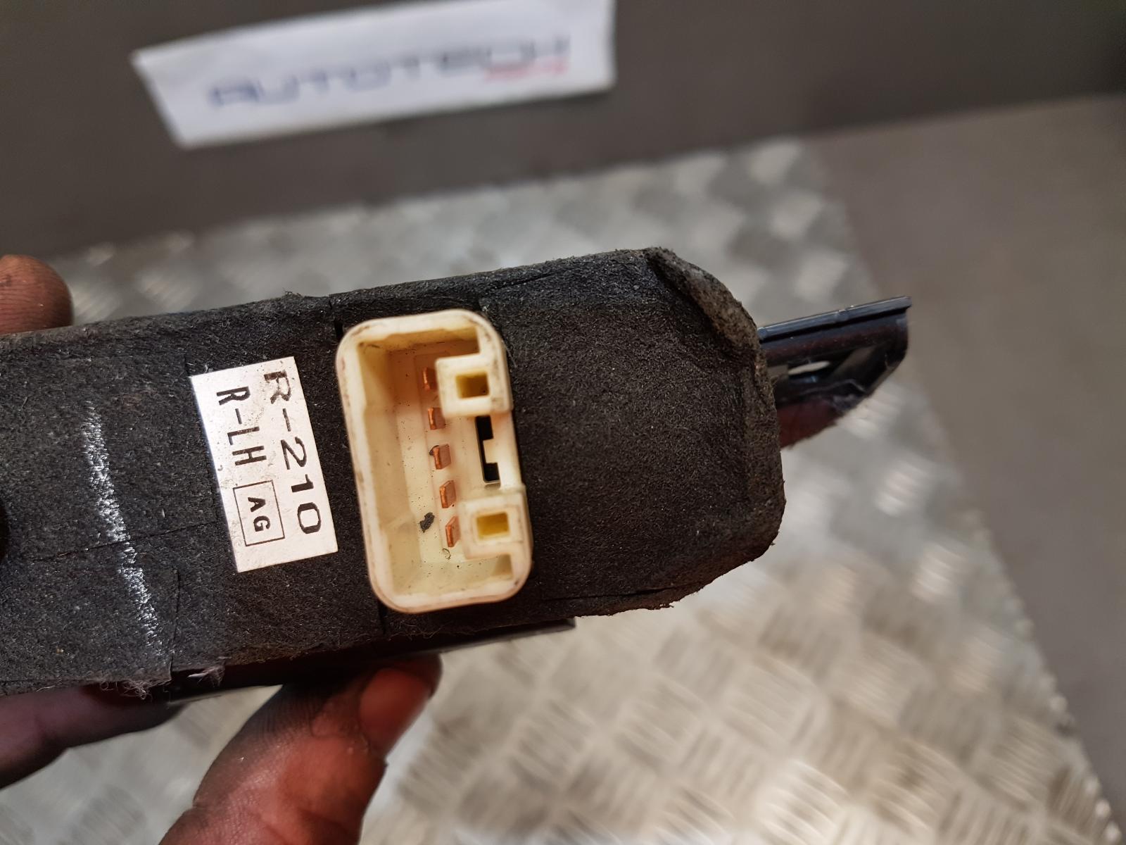 2005 Subaru Liberty Pwr Dr Wind Switch View Auto part Pwr Dr Wind Switch Subaru Liberty 2005