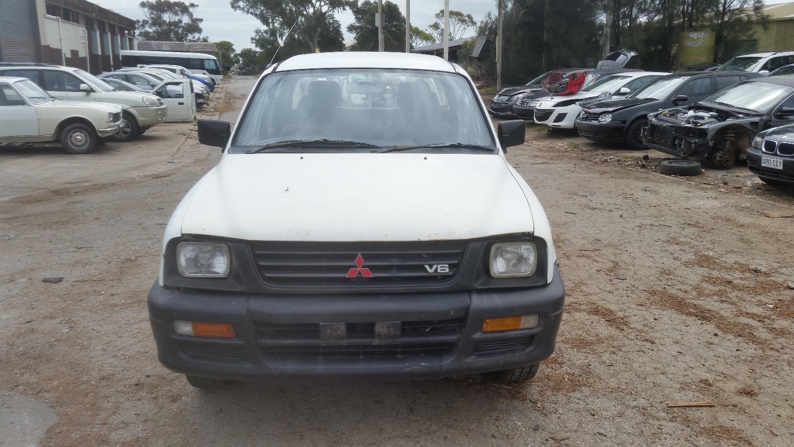 View Auto part Wheel Standard/Steel Mitsubishi Triton 1998