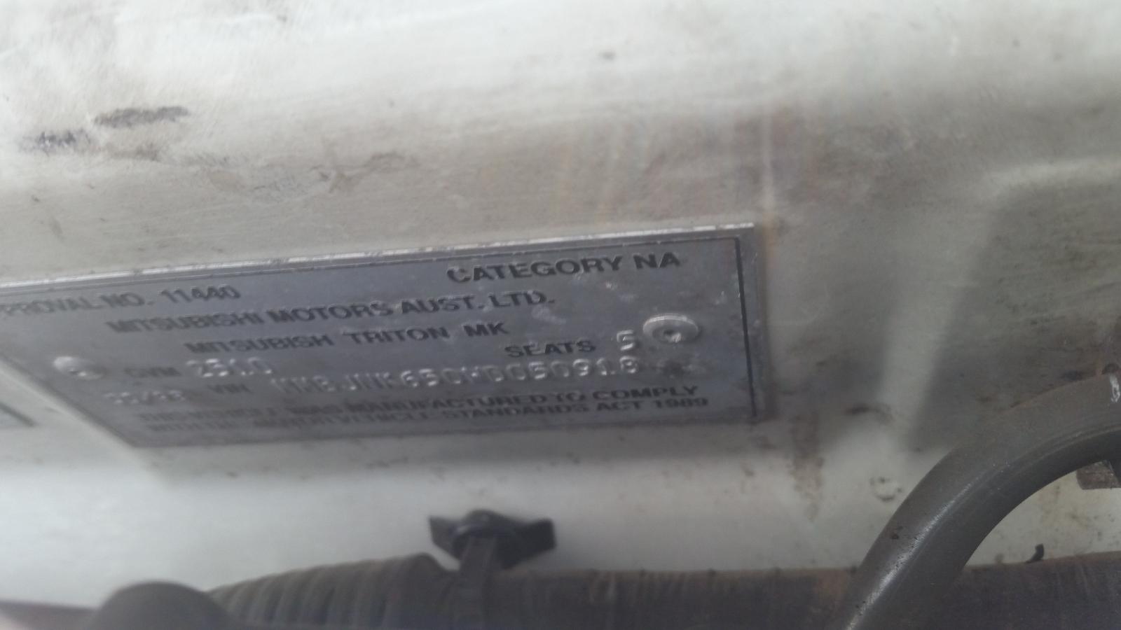 View Auto part Wheel Standard/Steel Mitsubishi Triton 1998