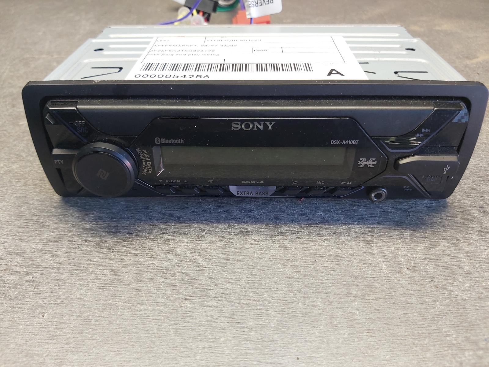View Auto part Radio/Cd/Dvd/Sat/Tv Subaru Forester 1999