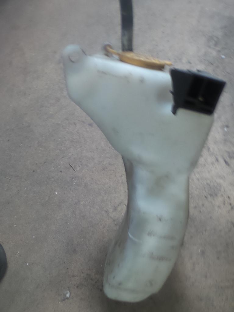 2005 Subaru Impreza Overflow Bottle View Auto part Overflow Bottle Subaru Impreza 2005