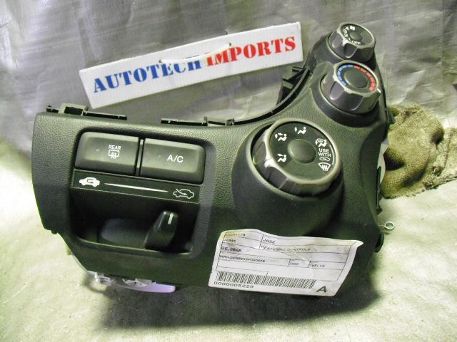 View Auto part Heater/Ac Controls Honda Jazz 2009