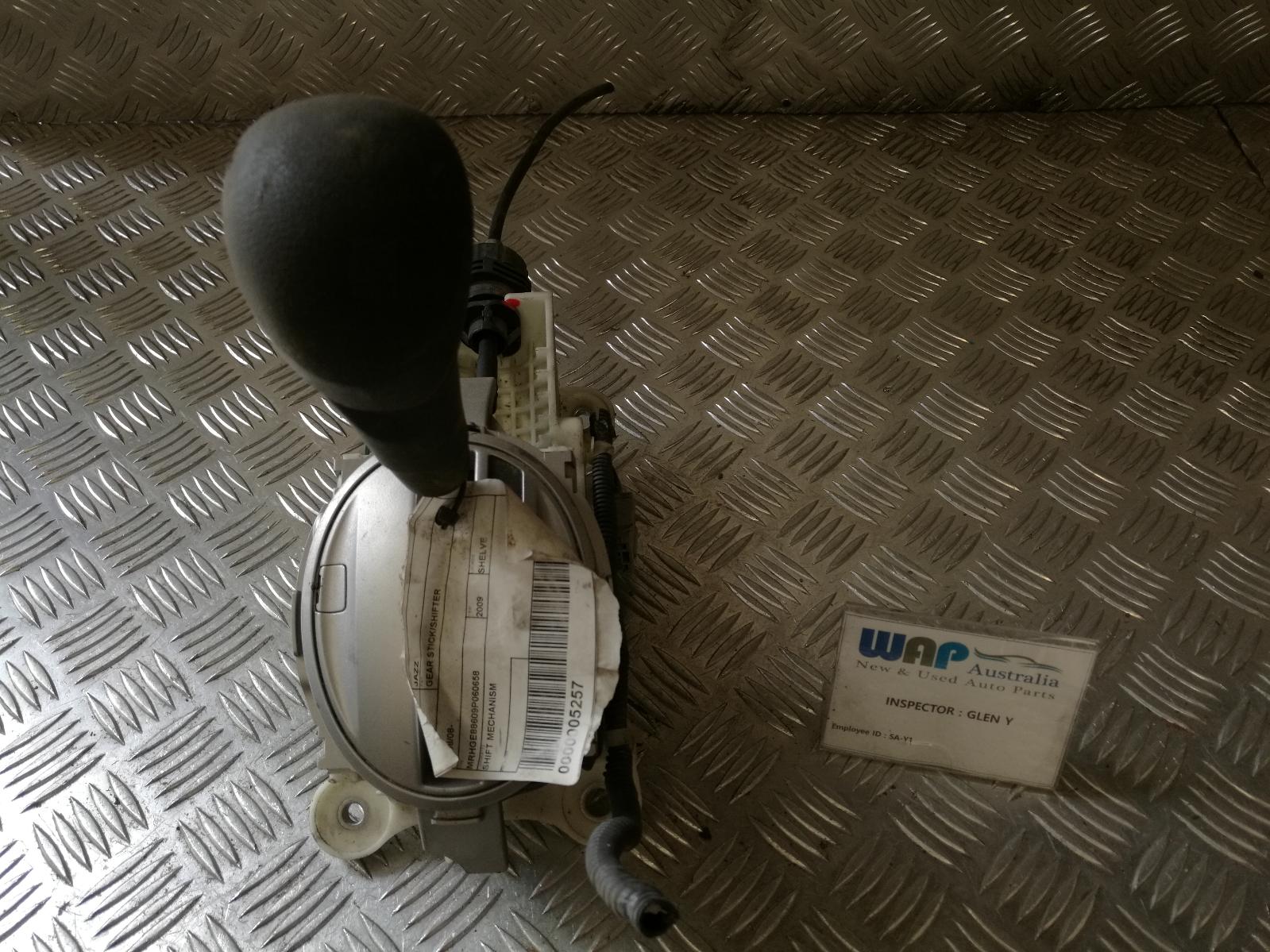2009 Honda Jazz Gear Stick/Shifter View Auto part Gear Stick/Shifter Honda Jazz 2009
