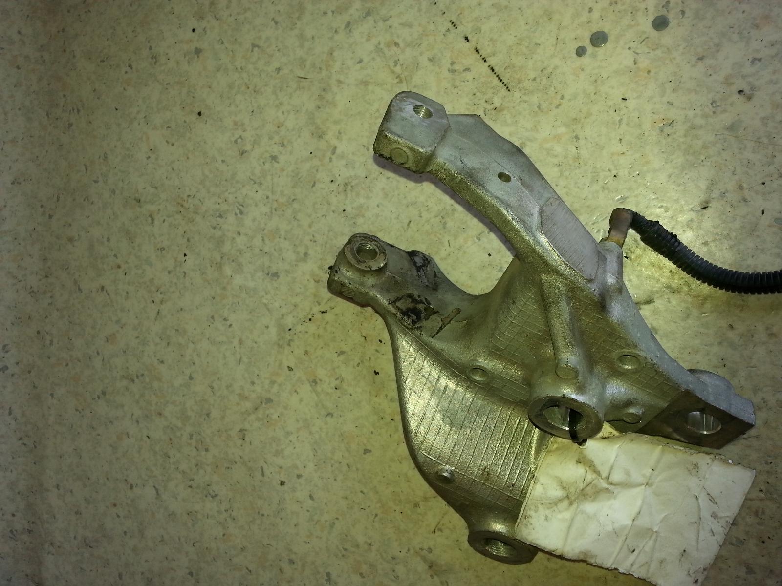 View Auto part Mount Honda Jazz 2009